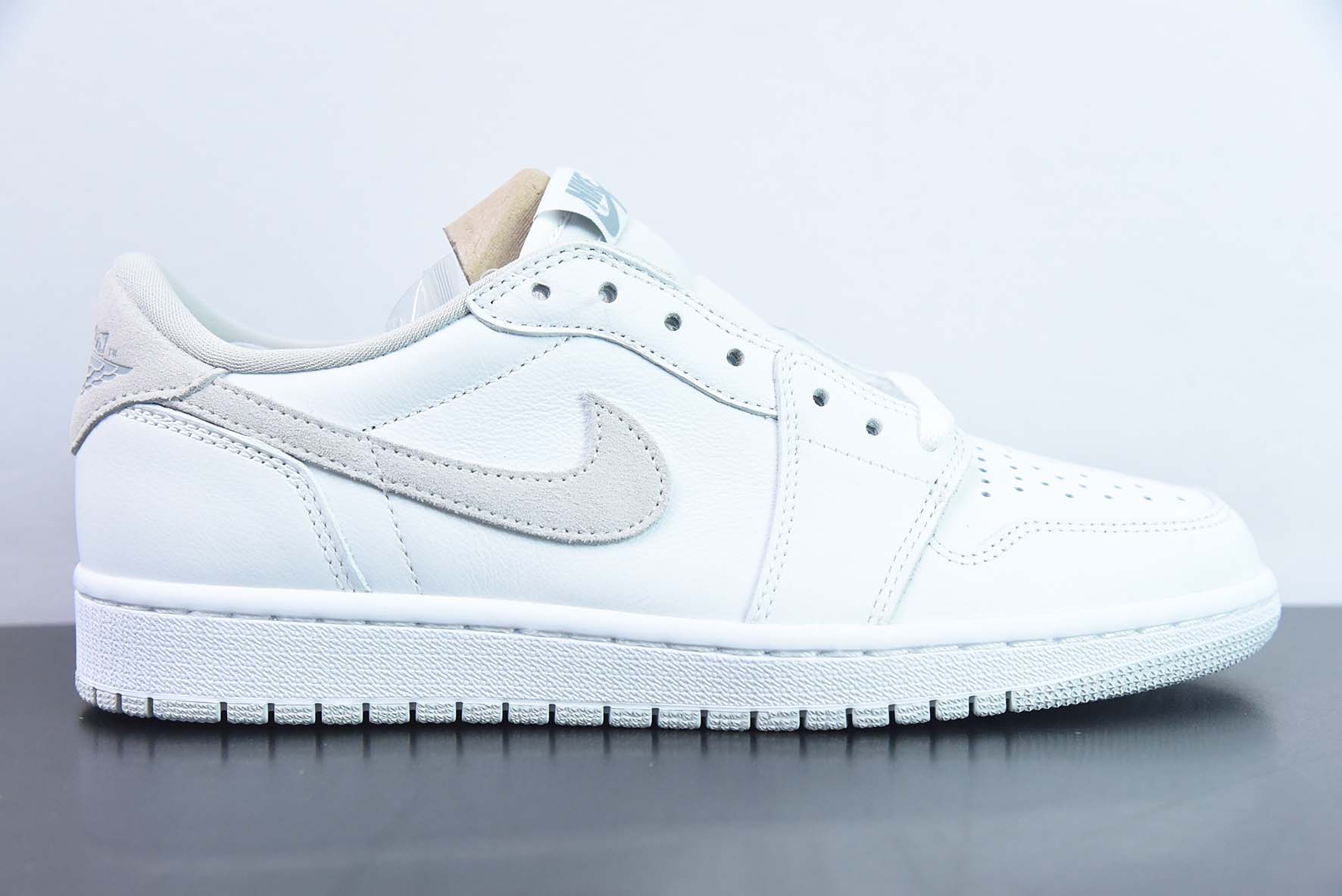 Air Jordan 1 Low OG Neutral Grey 灰白 乔1 AJ1 低帮 货号：CZ0790-100