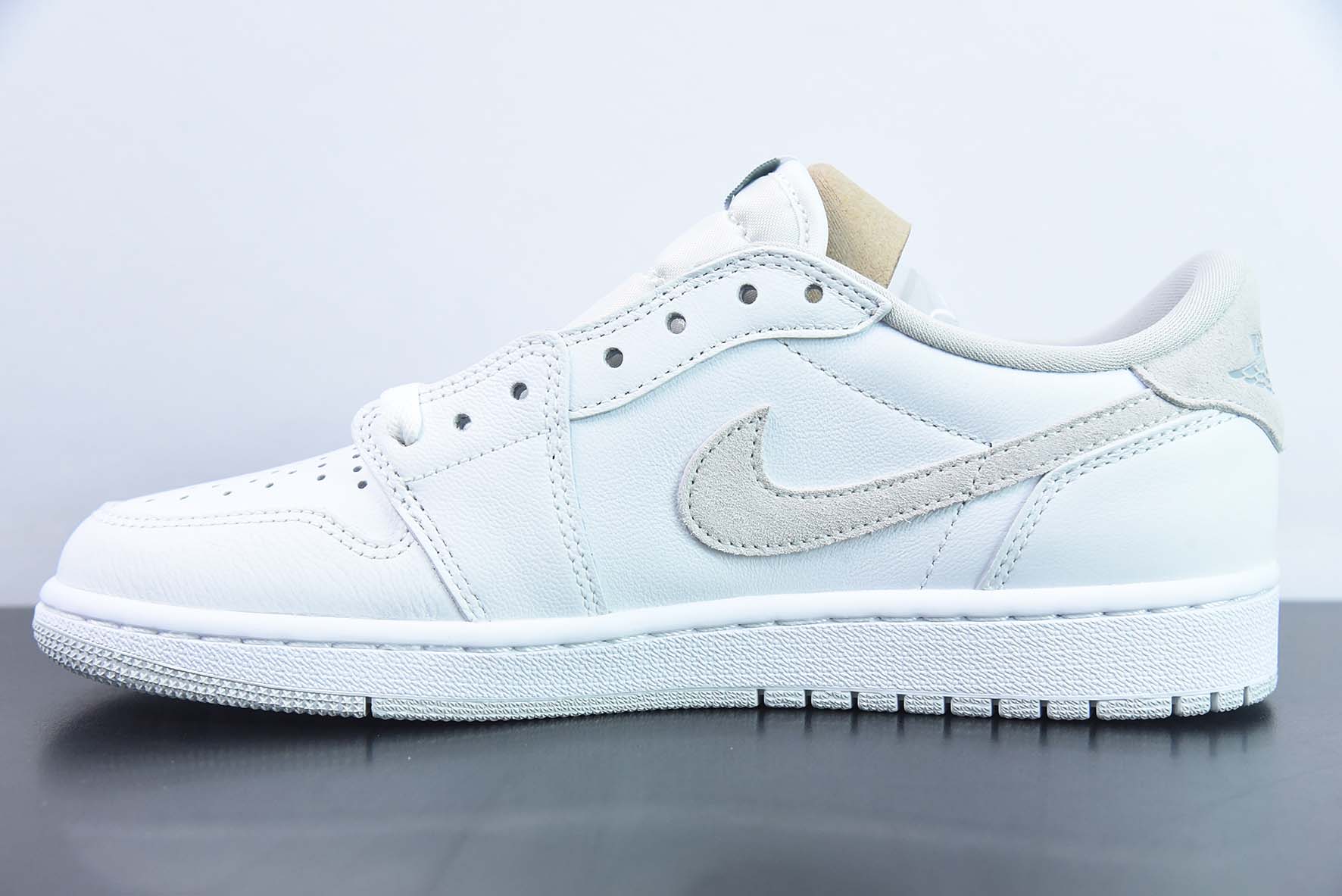 Air Jordan 1 Low OG Neutral Grey 灰白 乔1 AJ1 低帮 货号：CZ0790-100