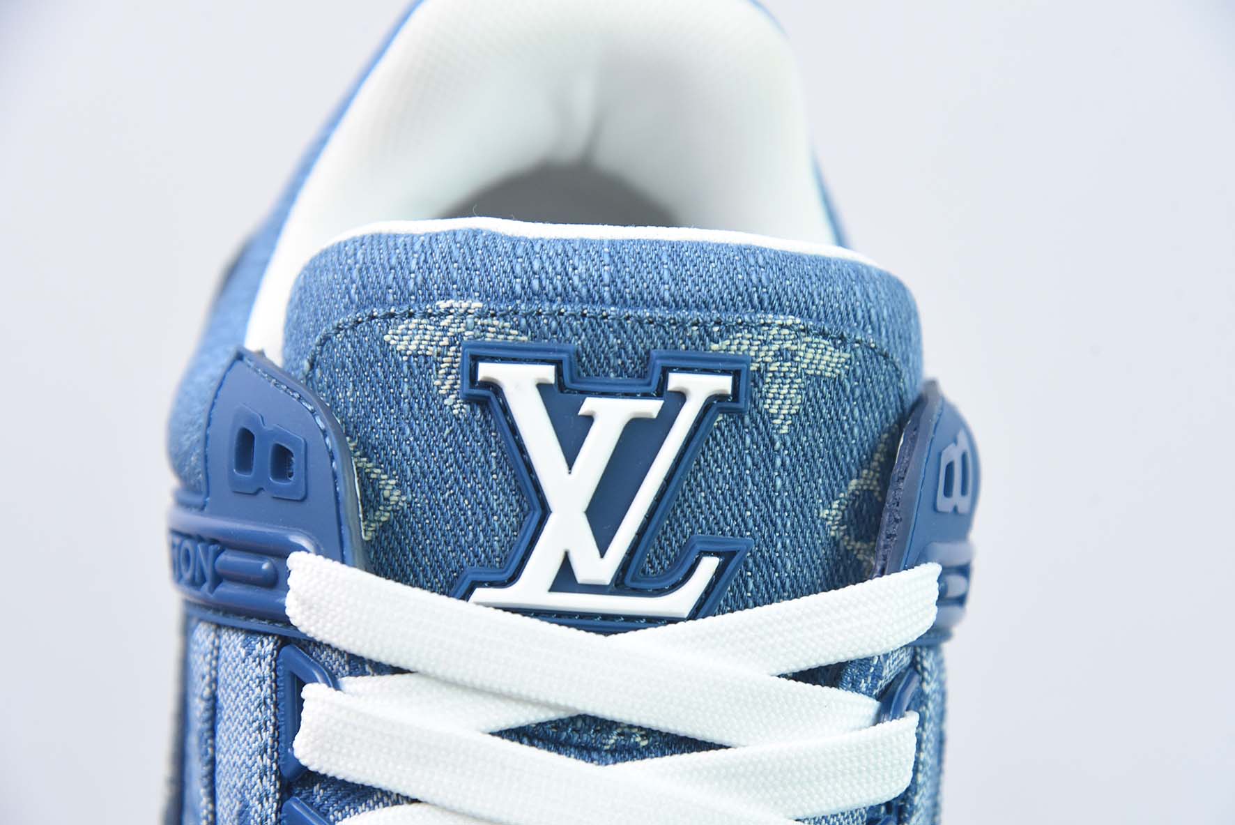 LV/路易威登    驴家 LV Trainer运动鞋