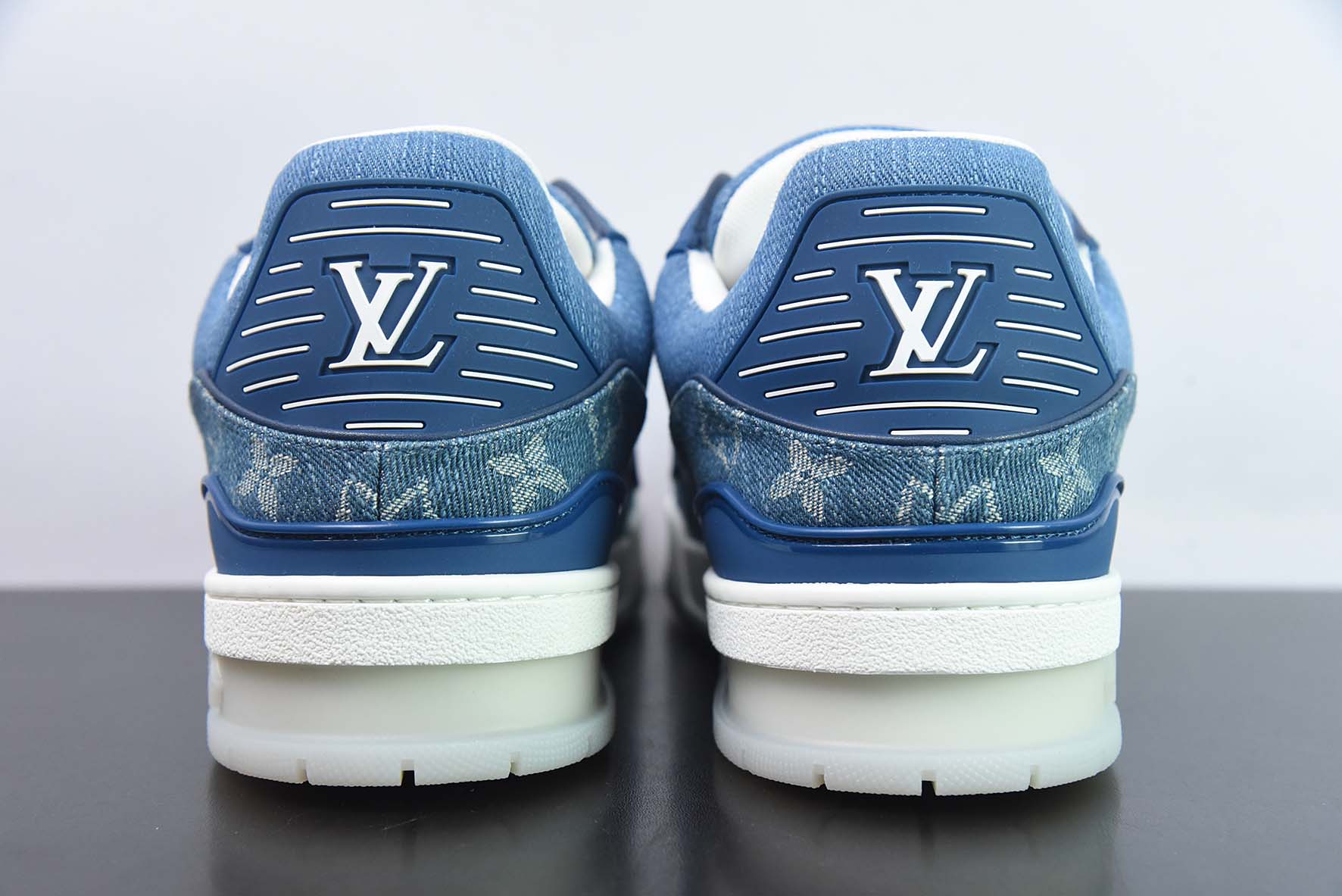 LV/路易威登    驴家 LV Trainer运动鞋