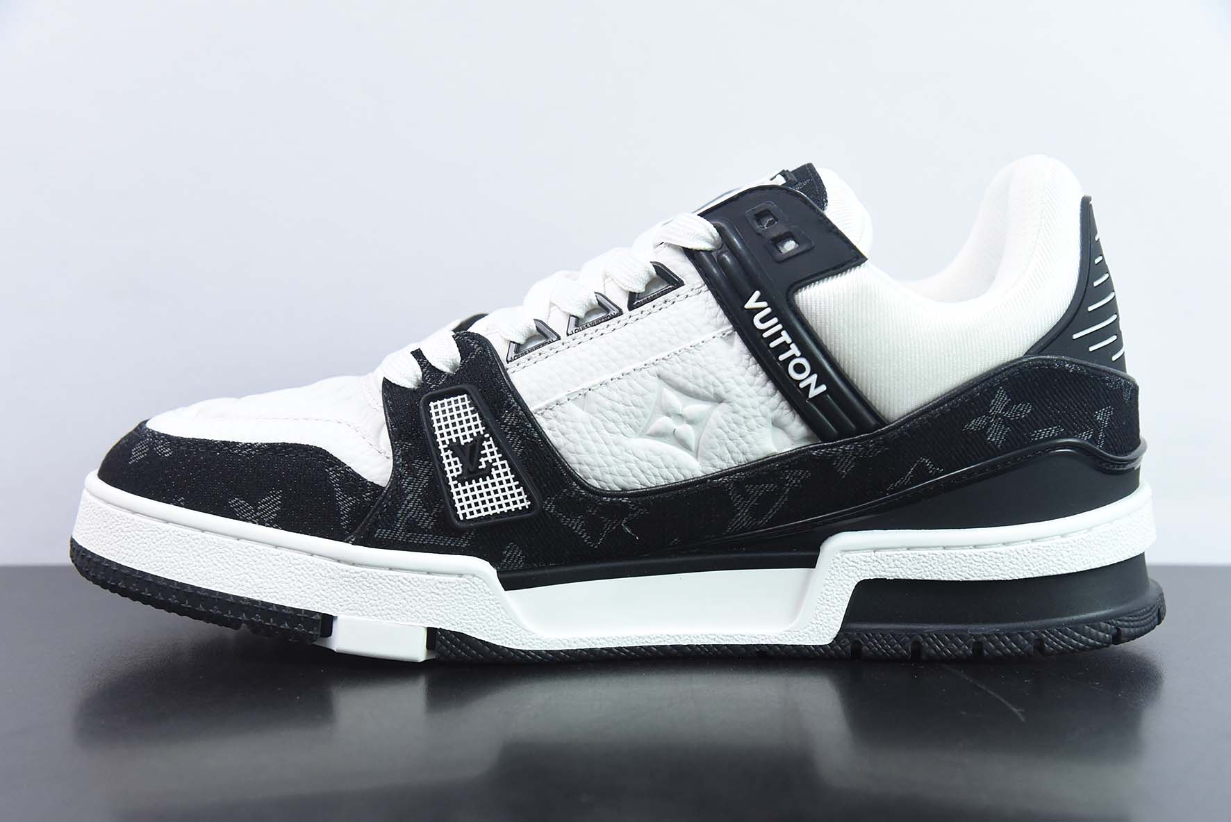 LV/路易威登    驴家 LV Trainer运动鞋