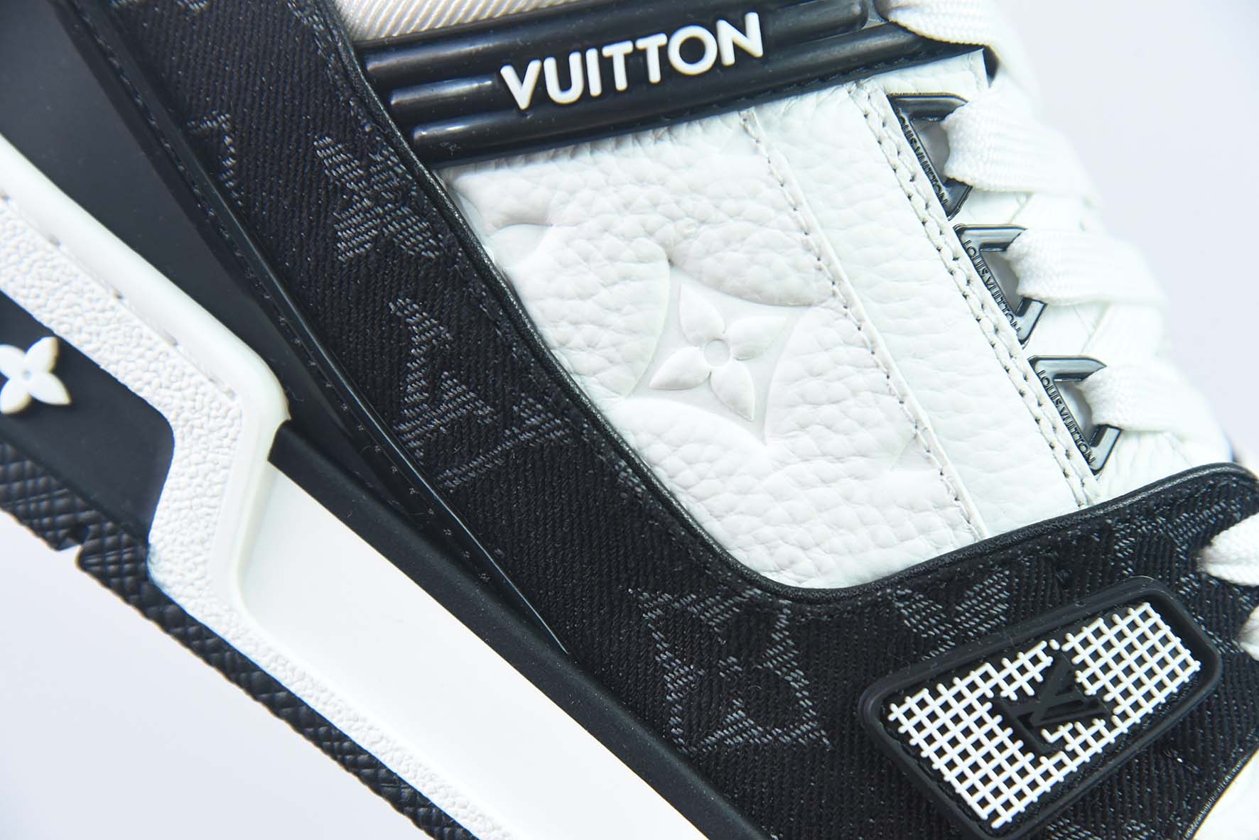 LV/路易威登    驴家 LV Trainer运动鞋