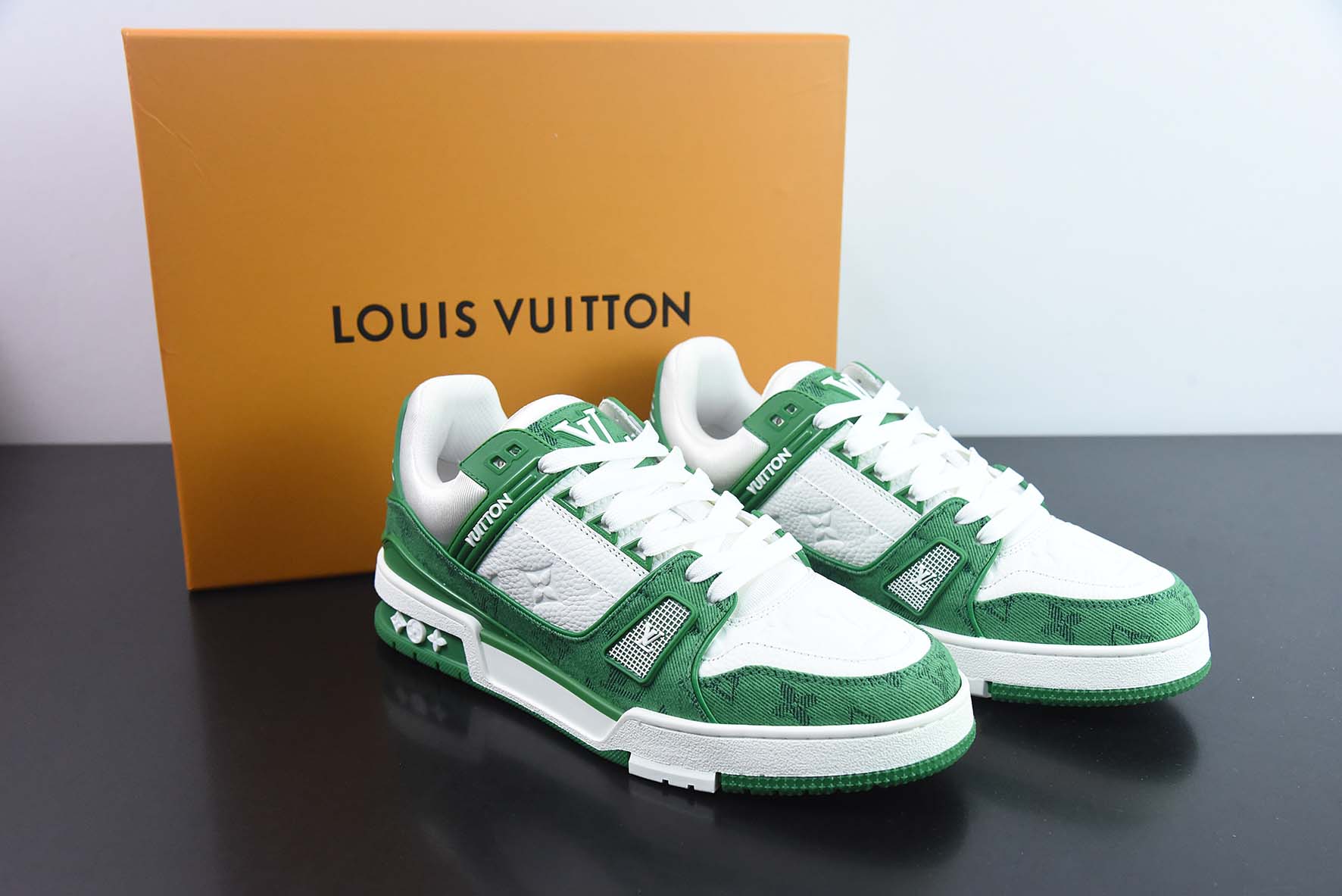 LV/路易威登    驴家 LV Trainer运动鞋