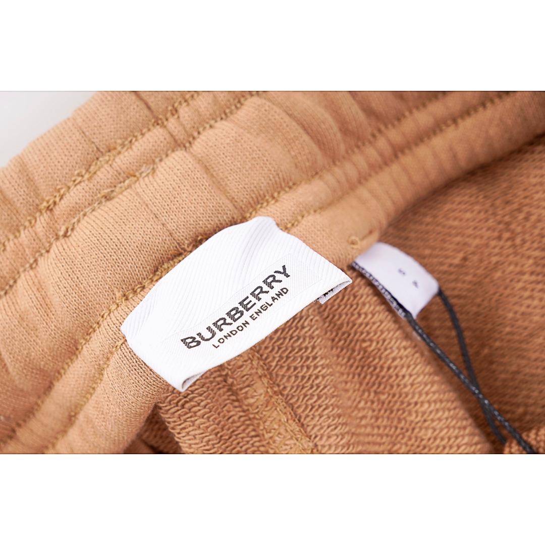 Burberry/巴宝莉 23ss 战马刺绣短裤 D-56056056020