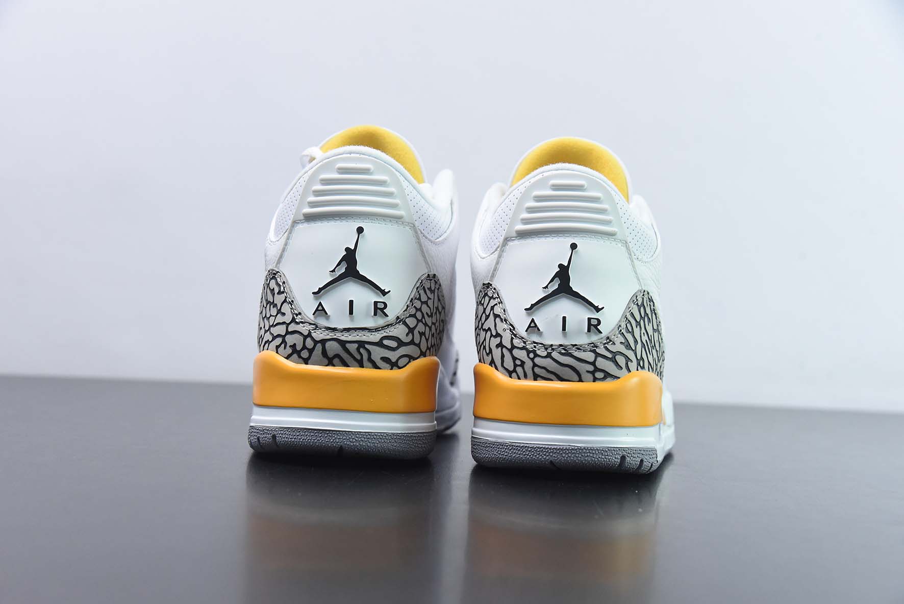 Air Jordan 3 Retro "Laser Orange" AJ3 乔3激光橙 头层 CK9246-108