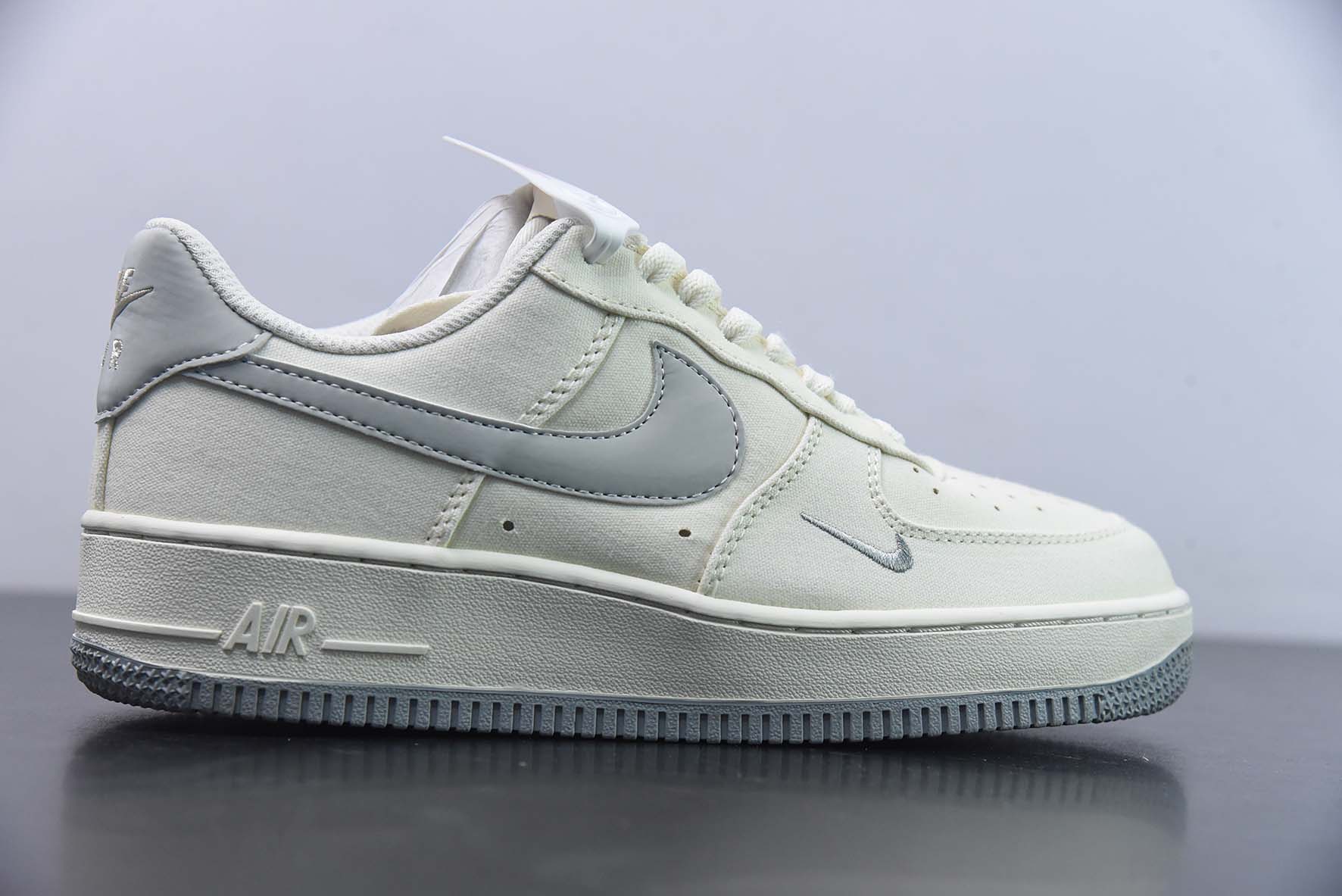 JAF67167632 Nike Air Force 1 Low lona blanco gris pequeño swoosh zapatillas de skate casuales de caña baja Ai…