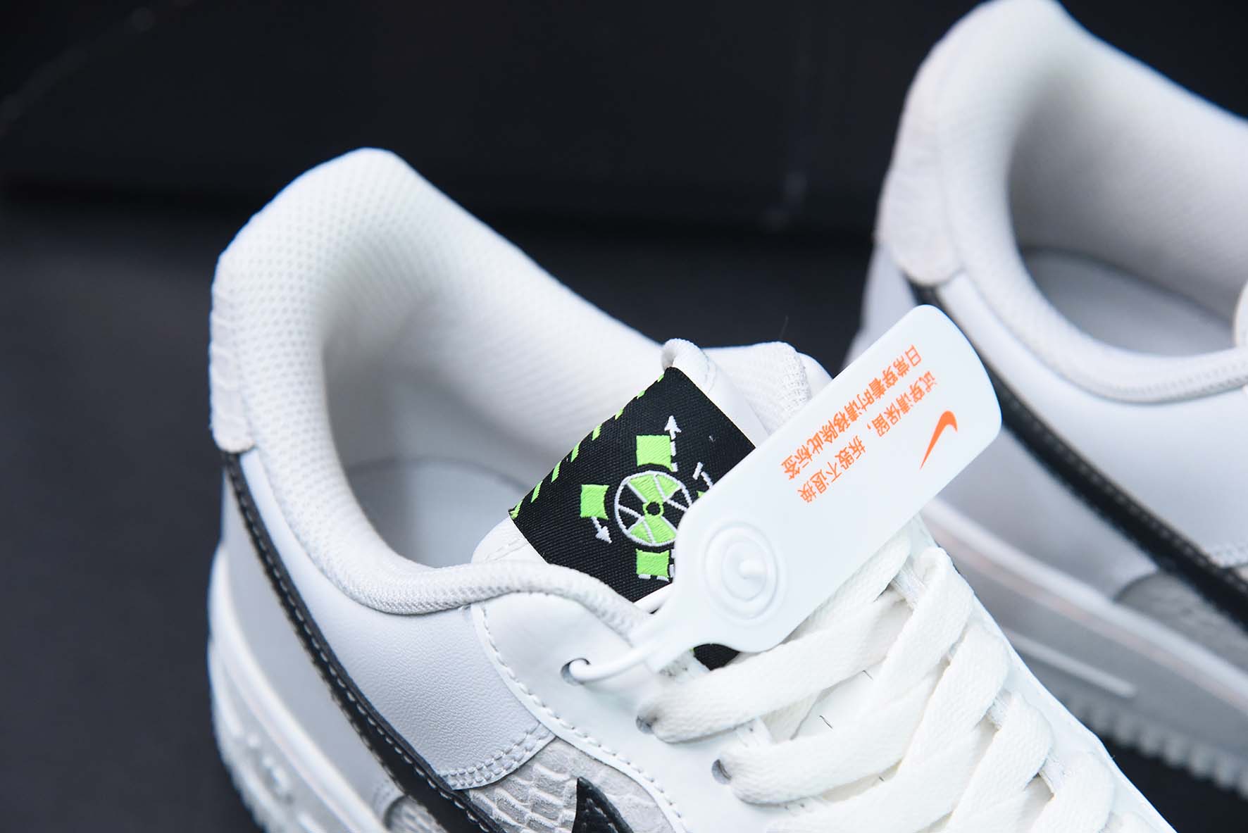 Nike Air Force 1’07 Low"Sail Snakeskin"空军一号“皮革米白蛇纹深灰”货号:FN8892-191