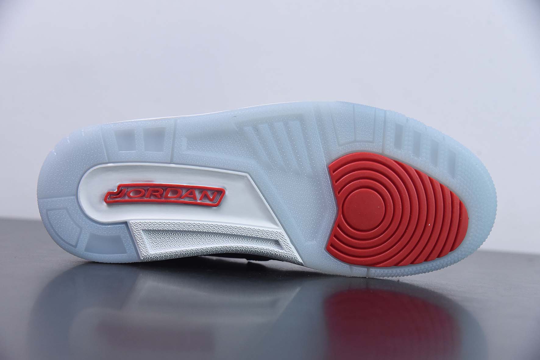 Air Jordan Legacy 312 low 灰蓝运动鞋 货号：FN8896 131