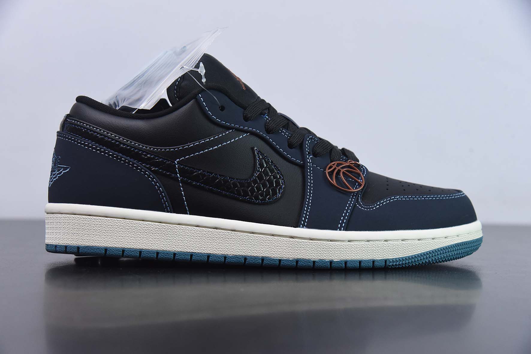 DAJX45859335 Air Jordan 1 Low zapatillas de baloncesto retro deportivas negro azul medianoche número de artículo FJ5478…