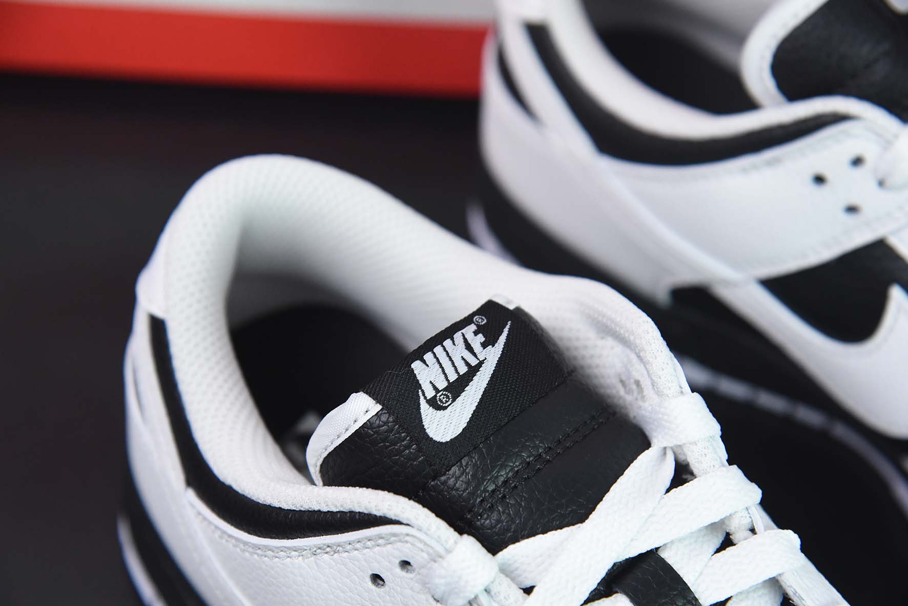 Nike SB Dunk Low"Reverse Panda"“白黑翻转熊猫”运动鞋 货号:FD9064-011