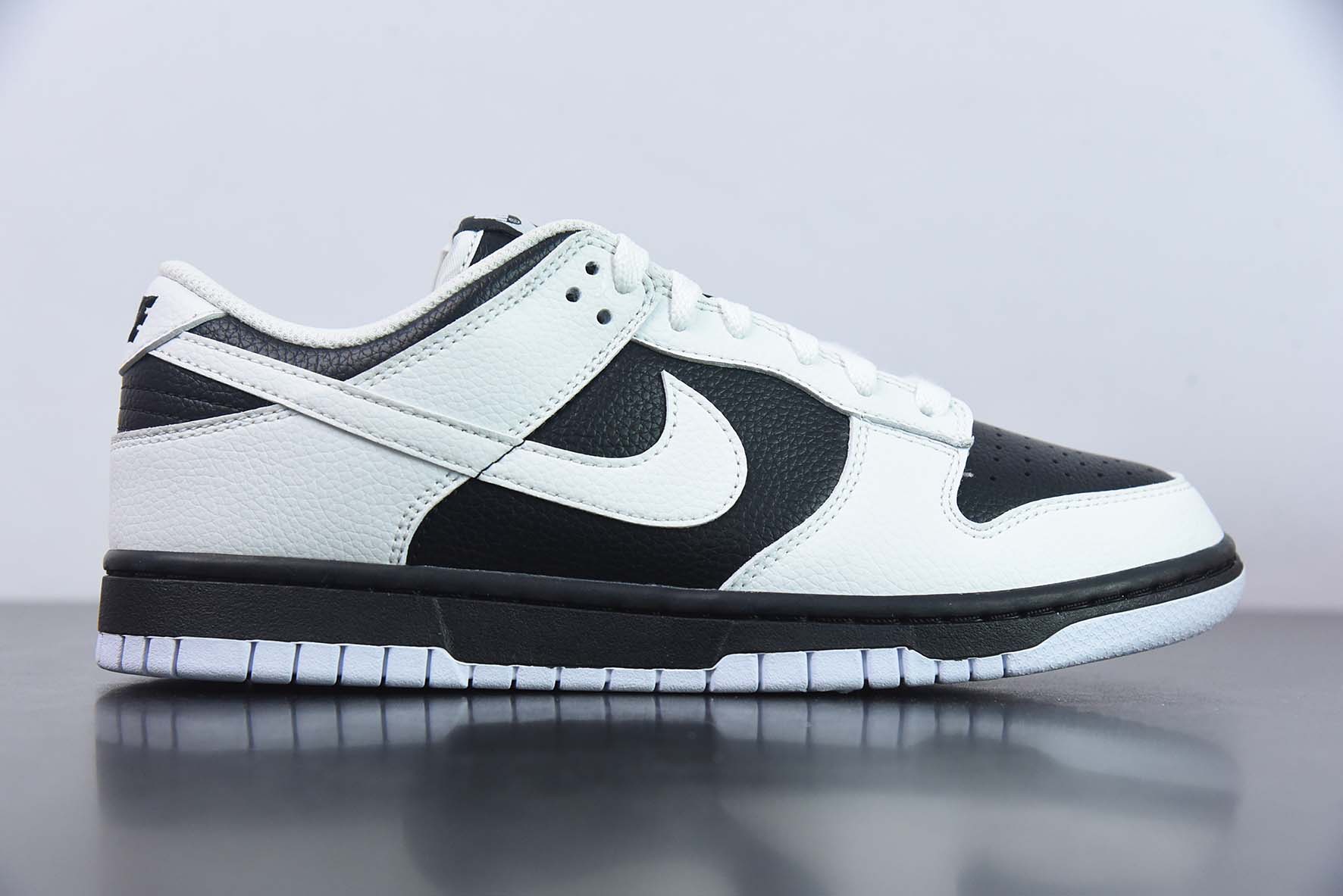 Nike SB Dunk Low"Reverse Panda"“白黑翻转熊猫”运动鞋 货号:FD9064-011