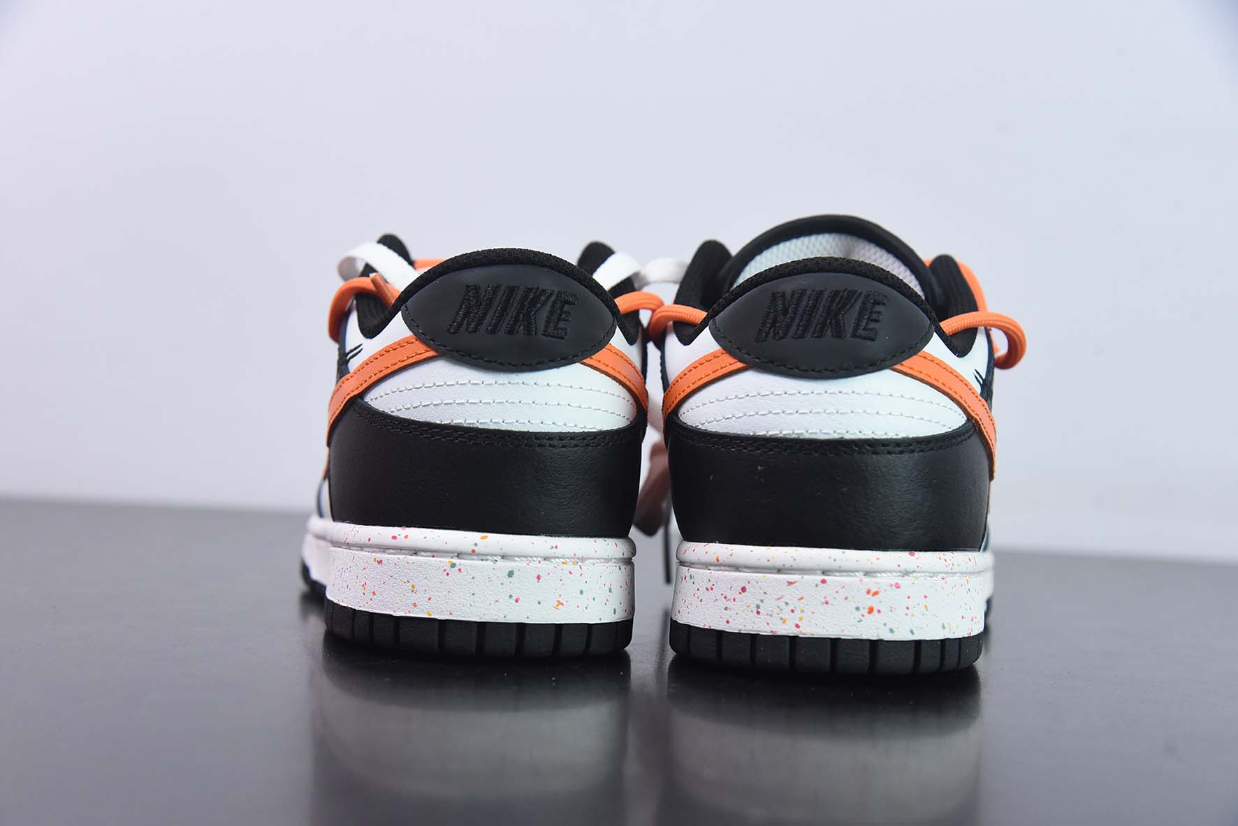 Nike SB Dunk Low 三勾解构抽绳鞋带 黑白橙色 货号:FD4623 144