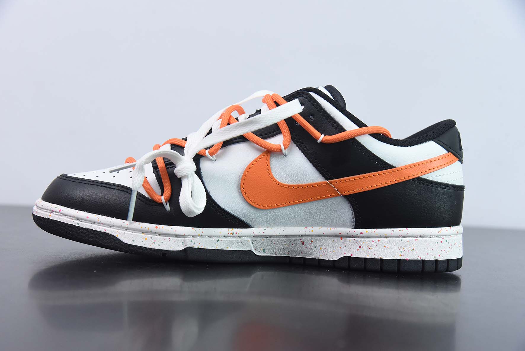 Nike SB Dunk Low 三勾解构抽绳鞋带 黑白橙色 货号:FD4623 144