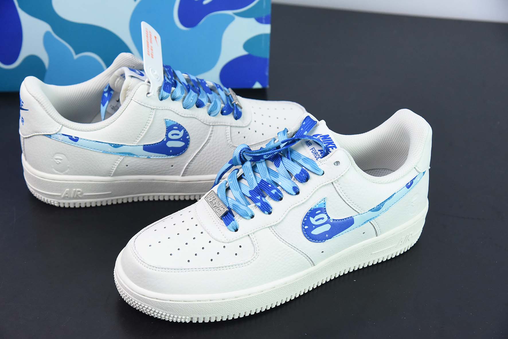 Nk Air Force 1'07 Low 猿人头联名 空军一号低帮休闲板鞋 货号：AA1356-116