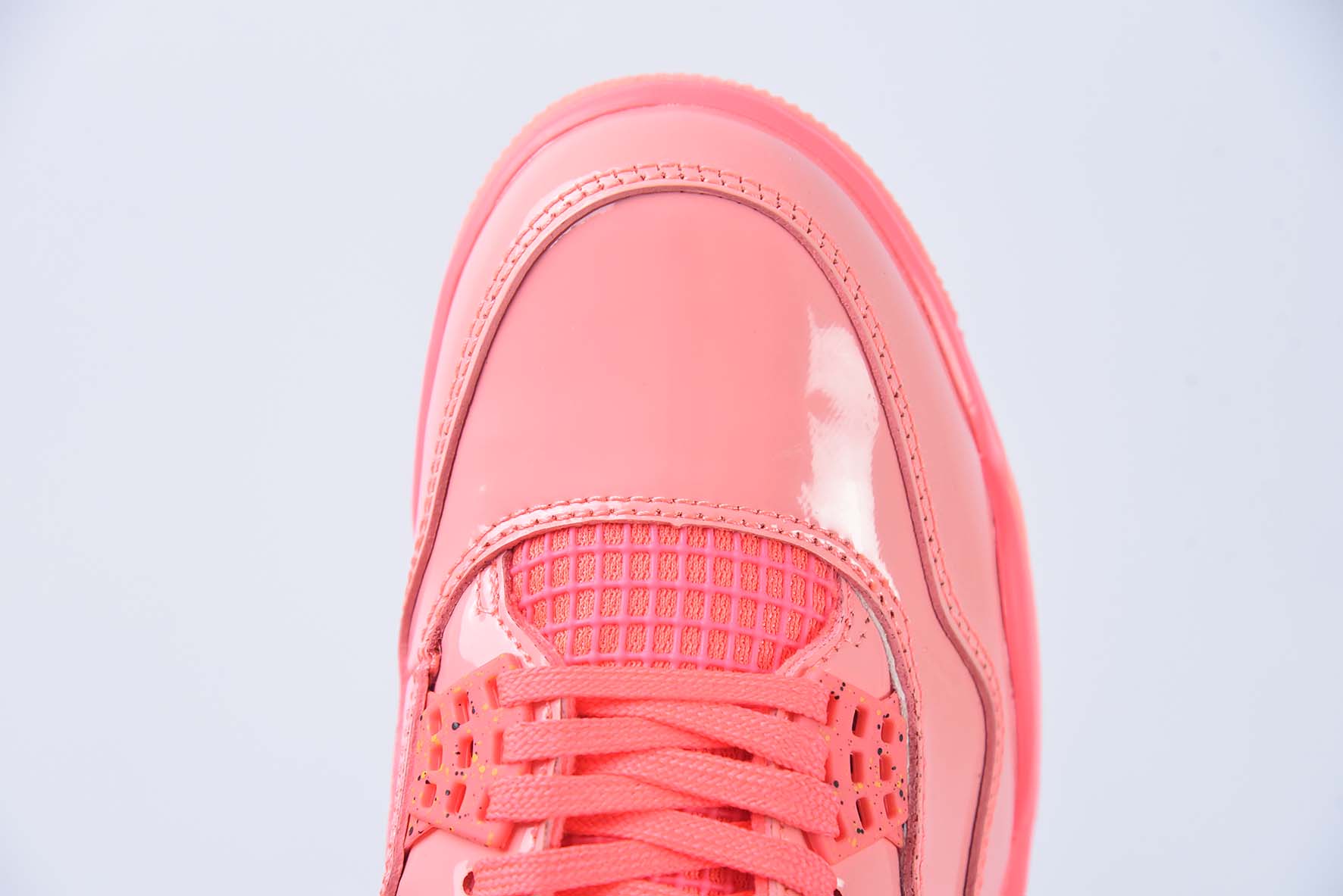 Air Jordan 4 NRG“Hot Punch” AJ4系列 骚粉漆皮运动鞋 货号：AQ9128 600