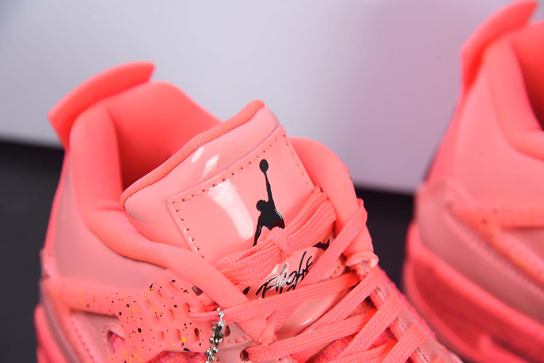 Air Jordan 4 NRG“Hot Punch” AJ4系列 骚粉漆皮运动鞋 货号：AQ9128 600