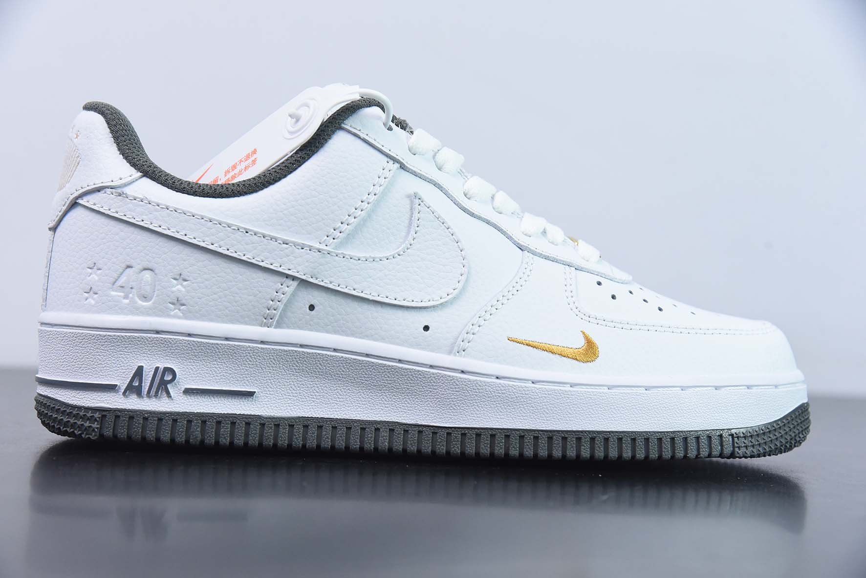 Nike Air Force 1'07"40th Anniversary/White/Dark Grey"空军一号“40周年版白暗灰金小钩”DD1225-008