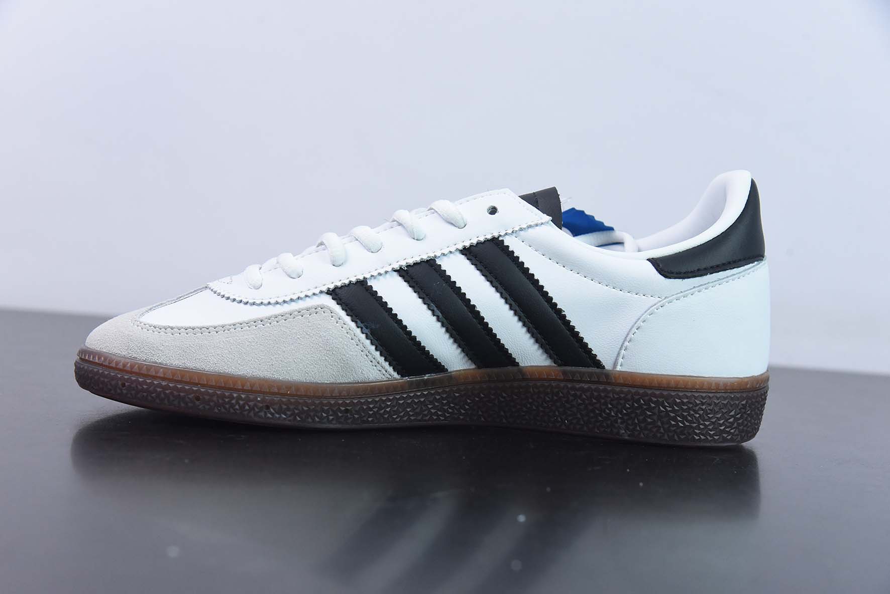 Adidas Handball Spezial  三叶草板鞋 货号：IE3403