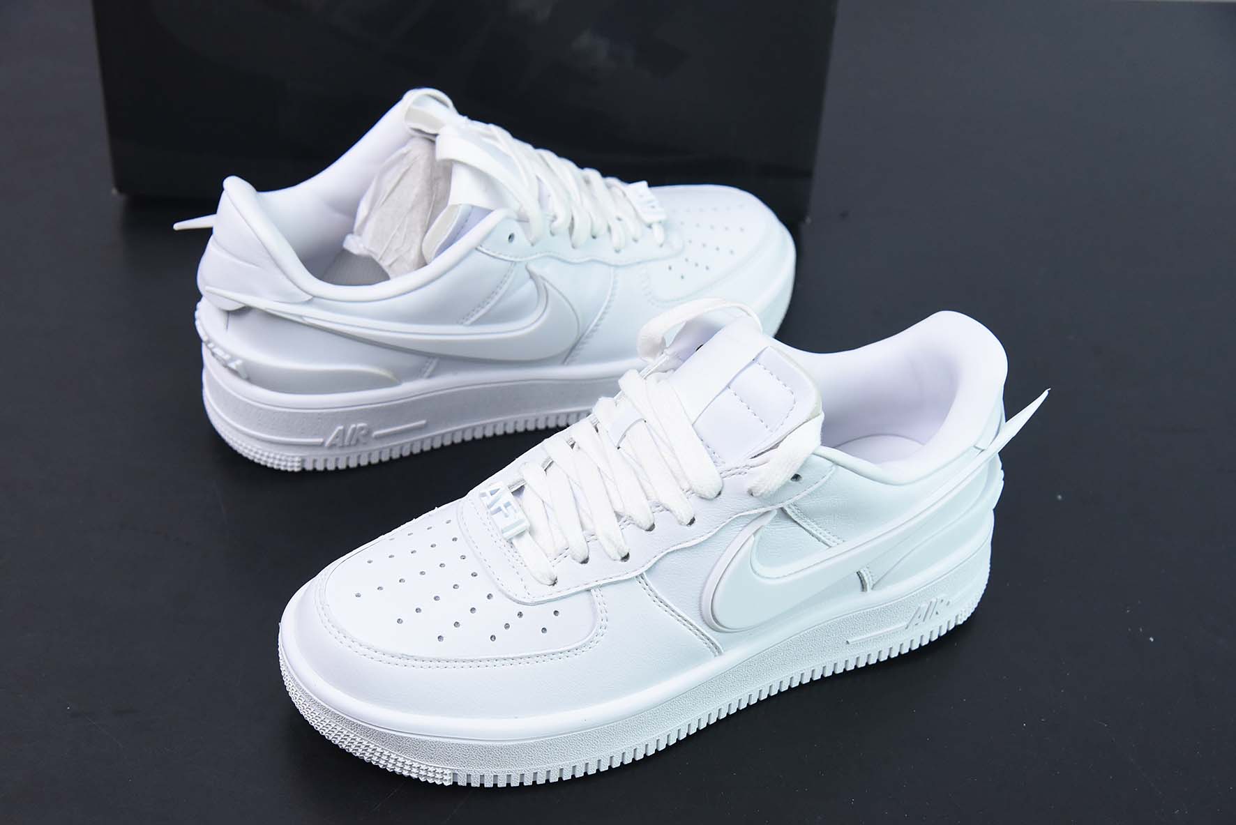 Ambush x Nk Air Force 1'07 Low "Phantom" 联名款 纯白 空军一号低帮休闲板鞋 货号:DV3464-003