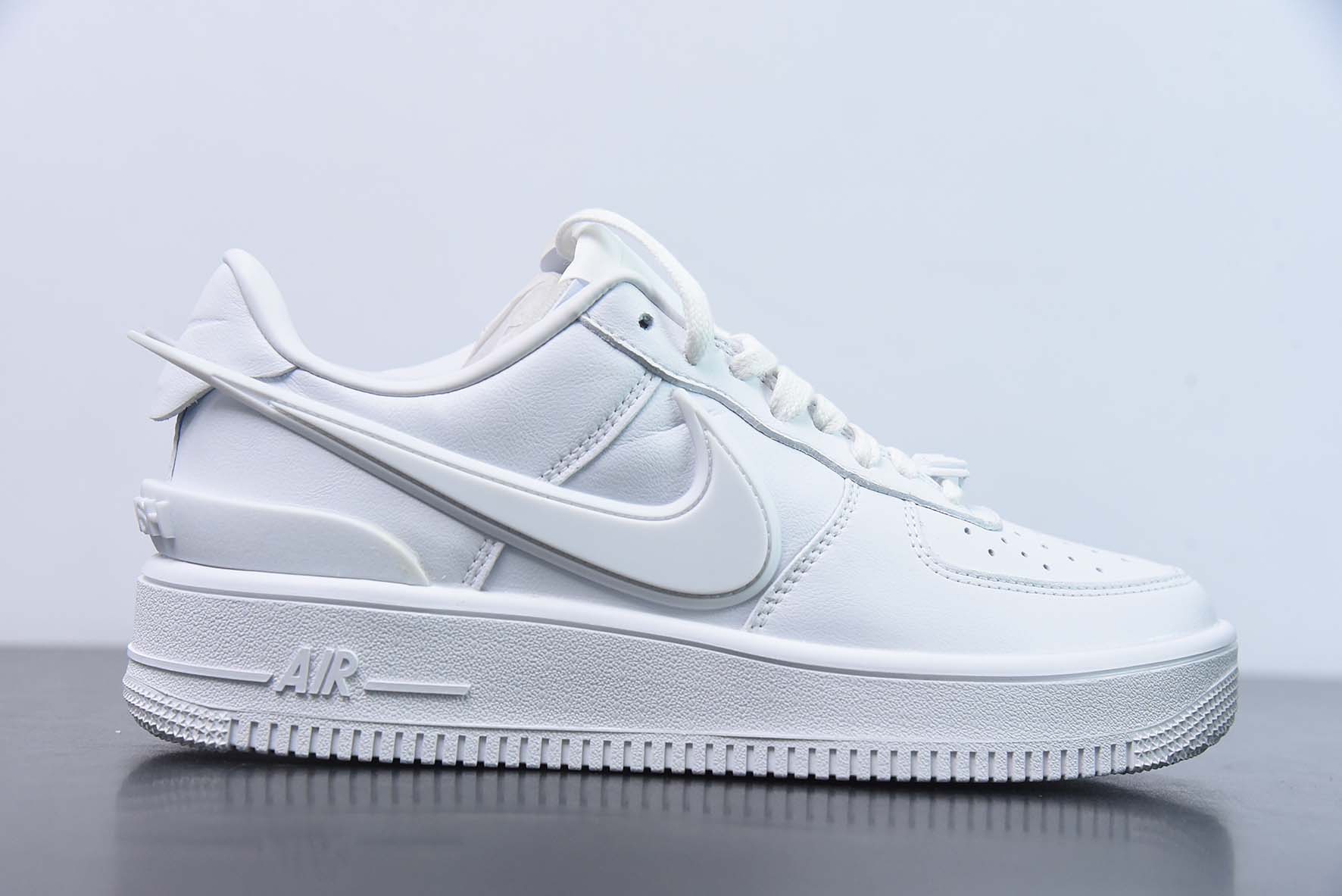 Ambush x Nk Air Force 1'07 Low "Phantom" 联名款 纯白 空军一号低帮休闲板鞋 货号:DV3464-003