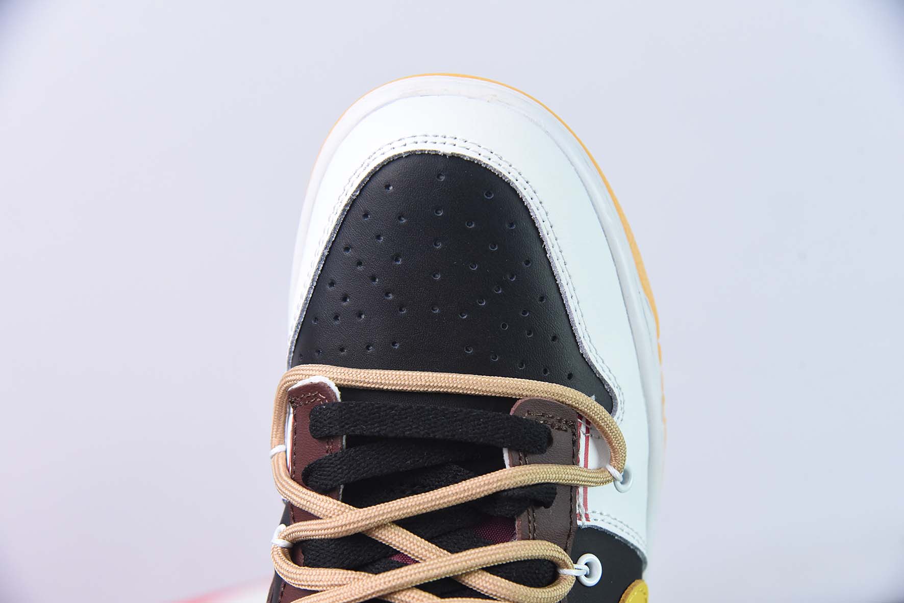NIKE SB Dunk Low 定制白黑黄绑带解构低帮运动鞋