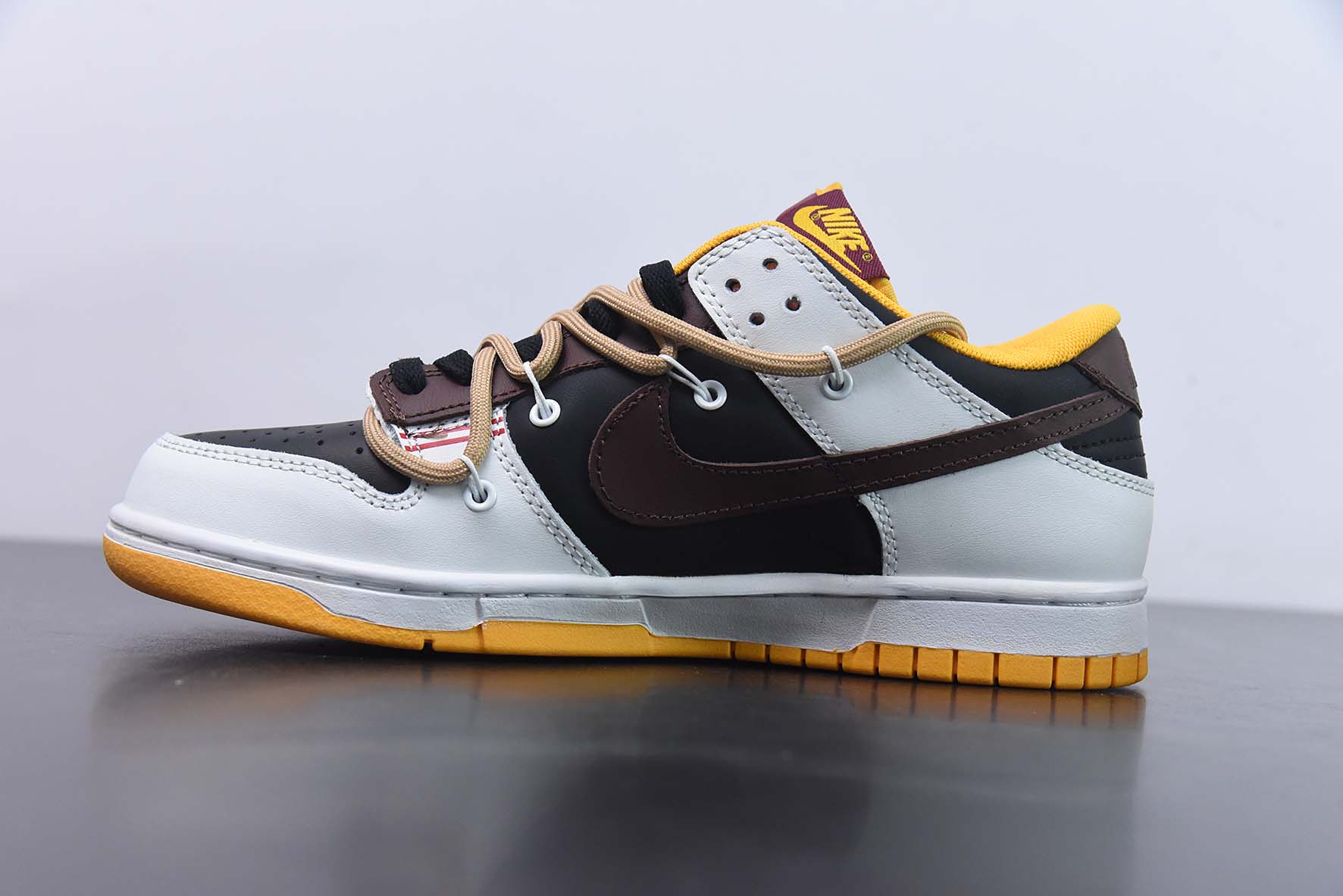 NIKE SB Dunk Low 定制白黑黄绑带解构低帮运动鞋