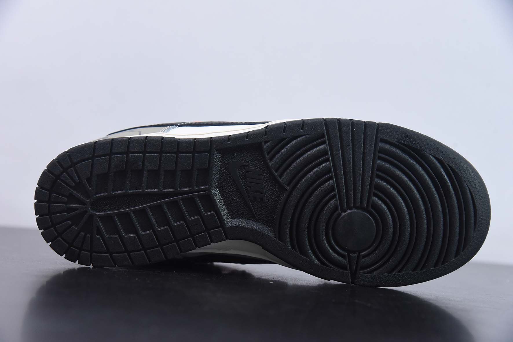 NK SB Dunk Low 解构抽绳绑带低帮滑板鞋 货号：DH9765-003