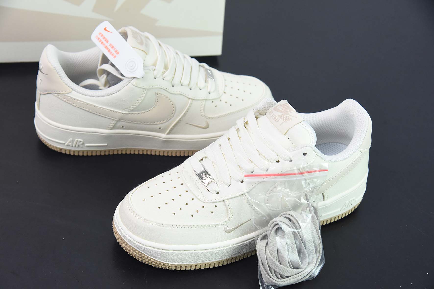 Nk Air Force 1'07 Low 卡其小勾 布面 空军一号低帮休闲板鞋 货号:ME0112-577
