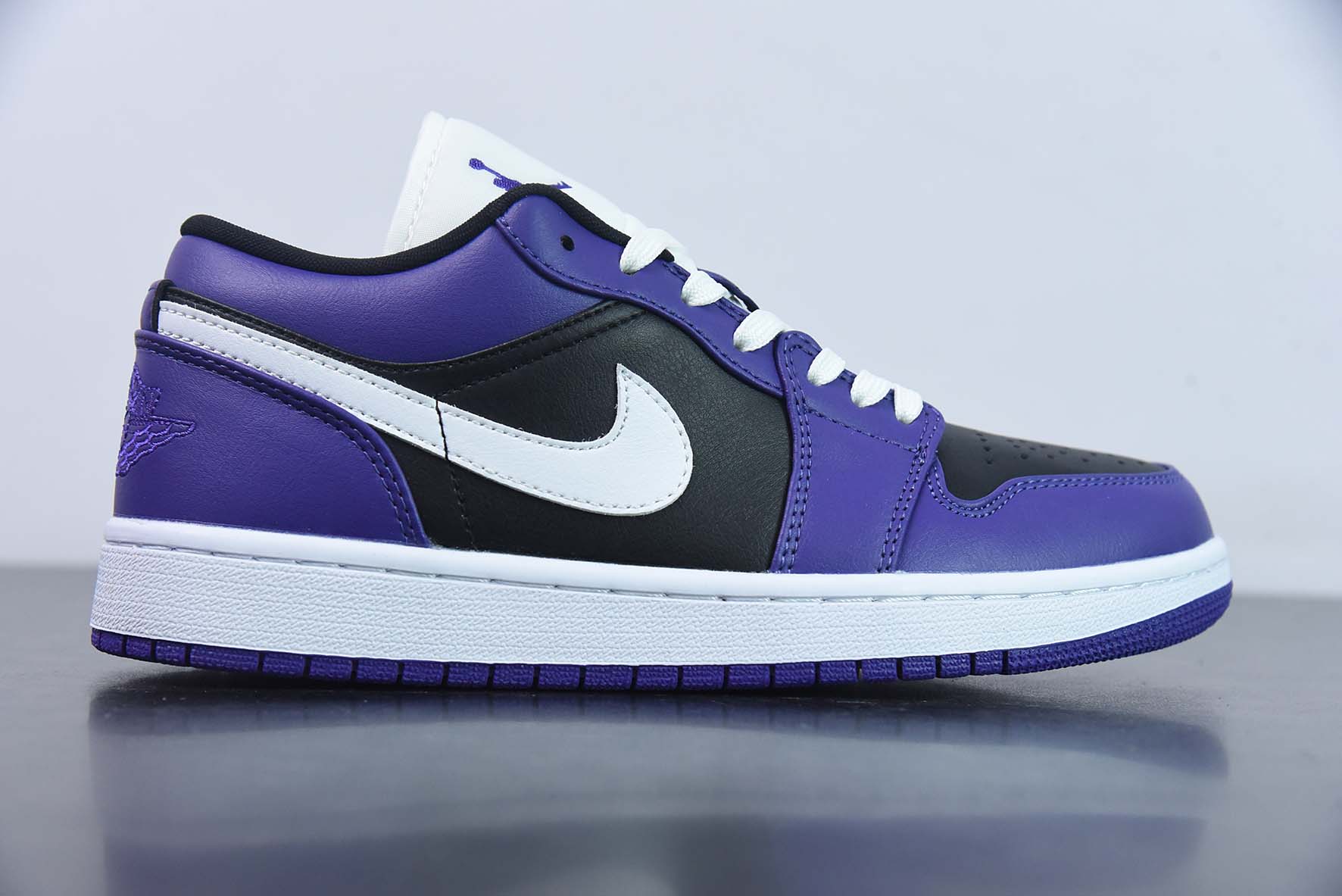 Air Jordan AJ1 Low 低帮 白钩黑紫脚趾 货号553558-501