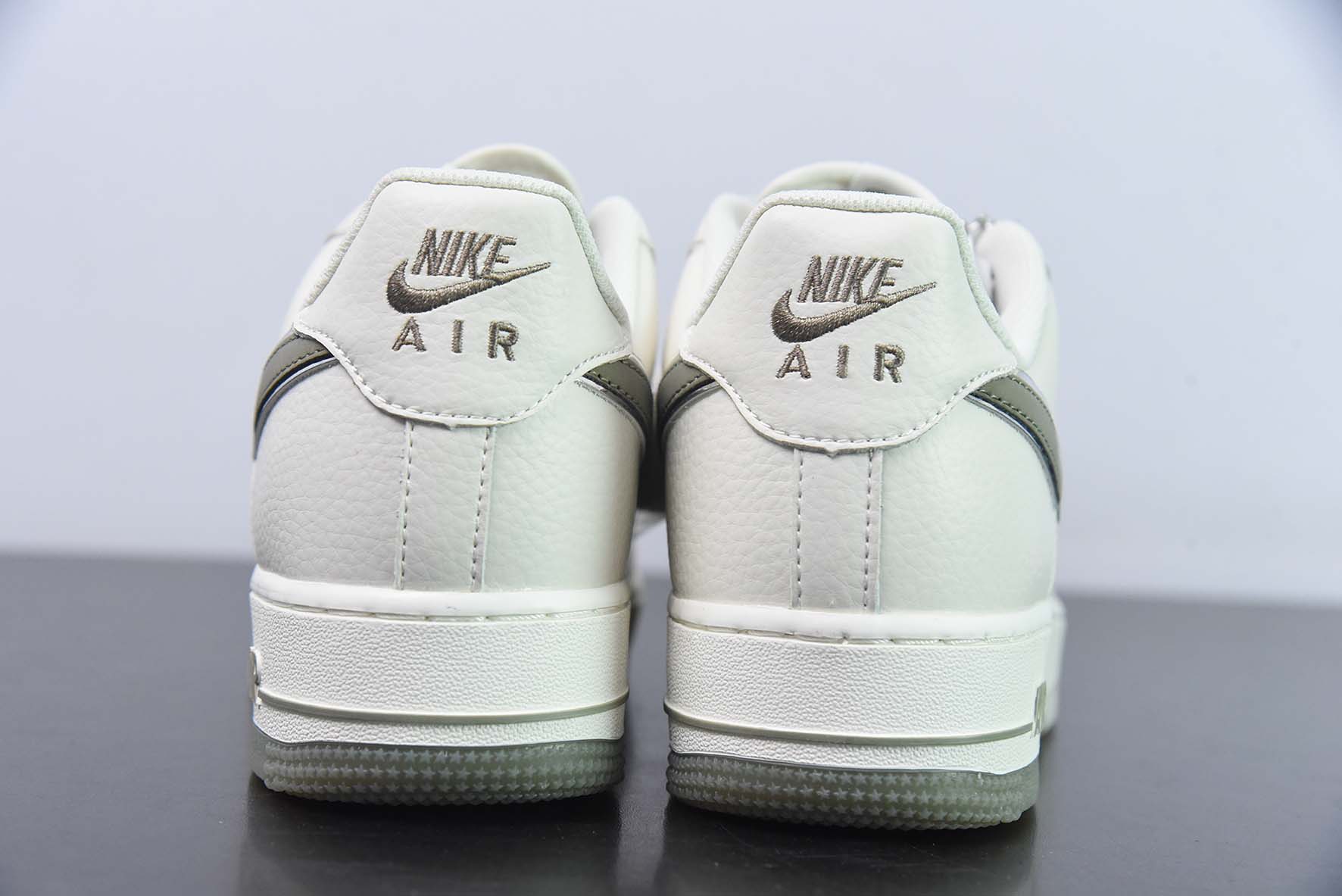 Nike Air Force 1 Low 米绿满天星空军一号低帮 货号：JJ0253-006