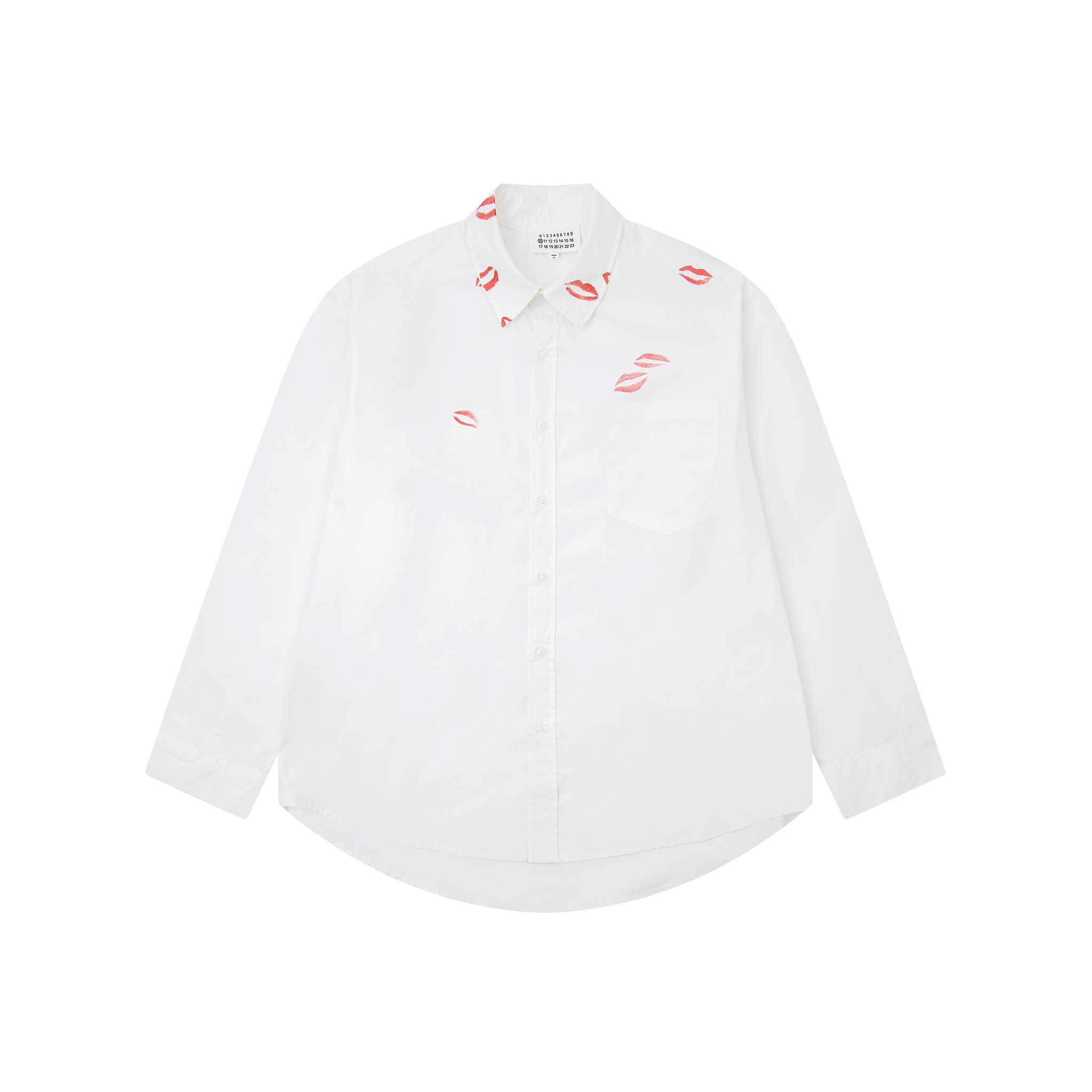 Model 3252 - White background image Maison Margiela MM6 Margiela lip print shirt at collar. Overall simple large H-shap…