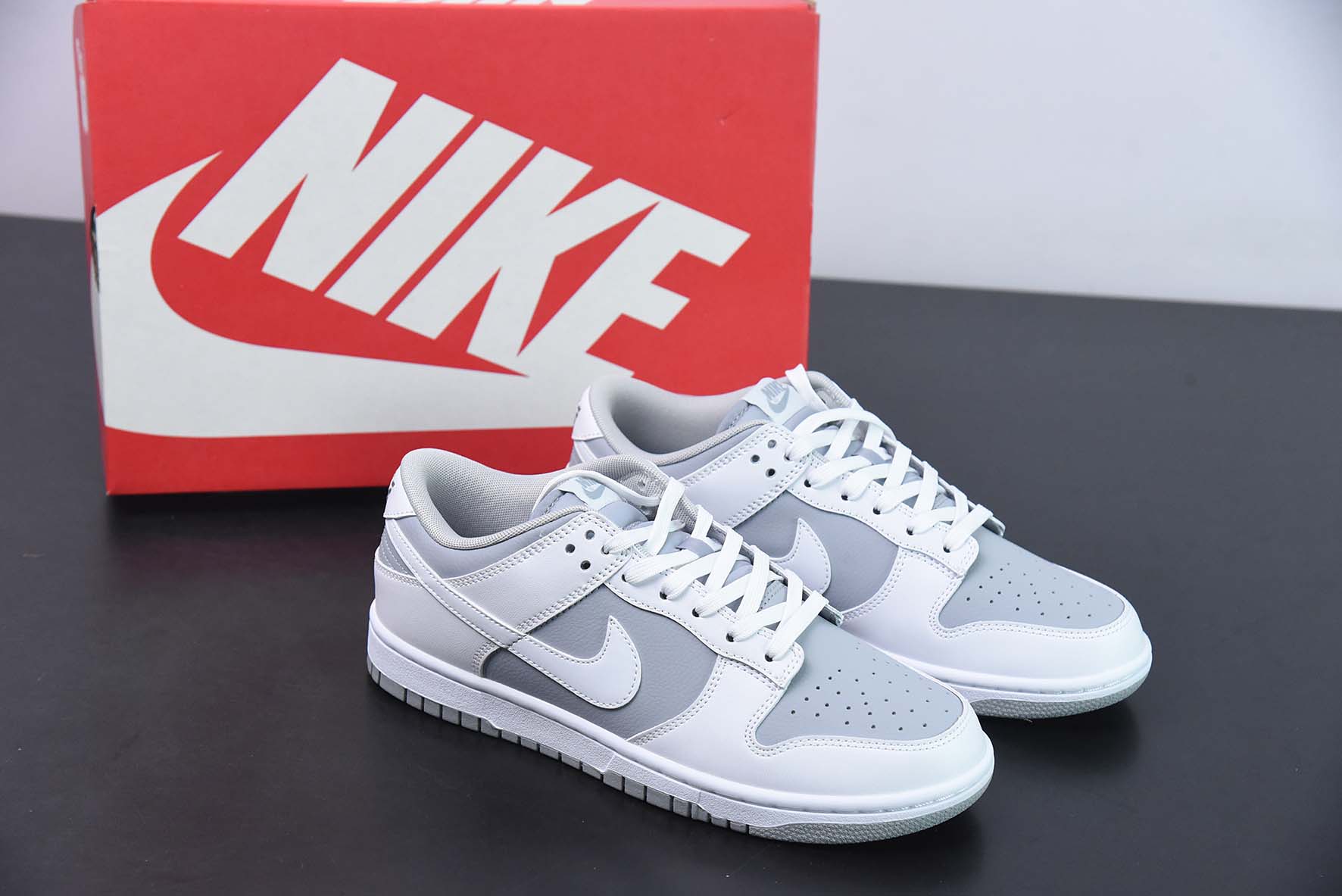 Nike Dunk Low 低帮休闲板鞋 白灰 货号：DJ6188-003