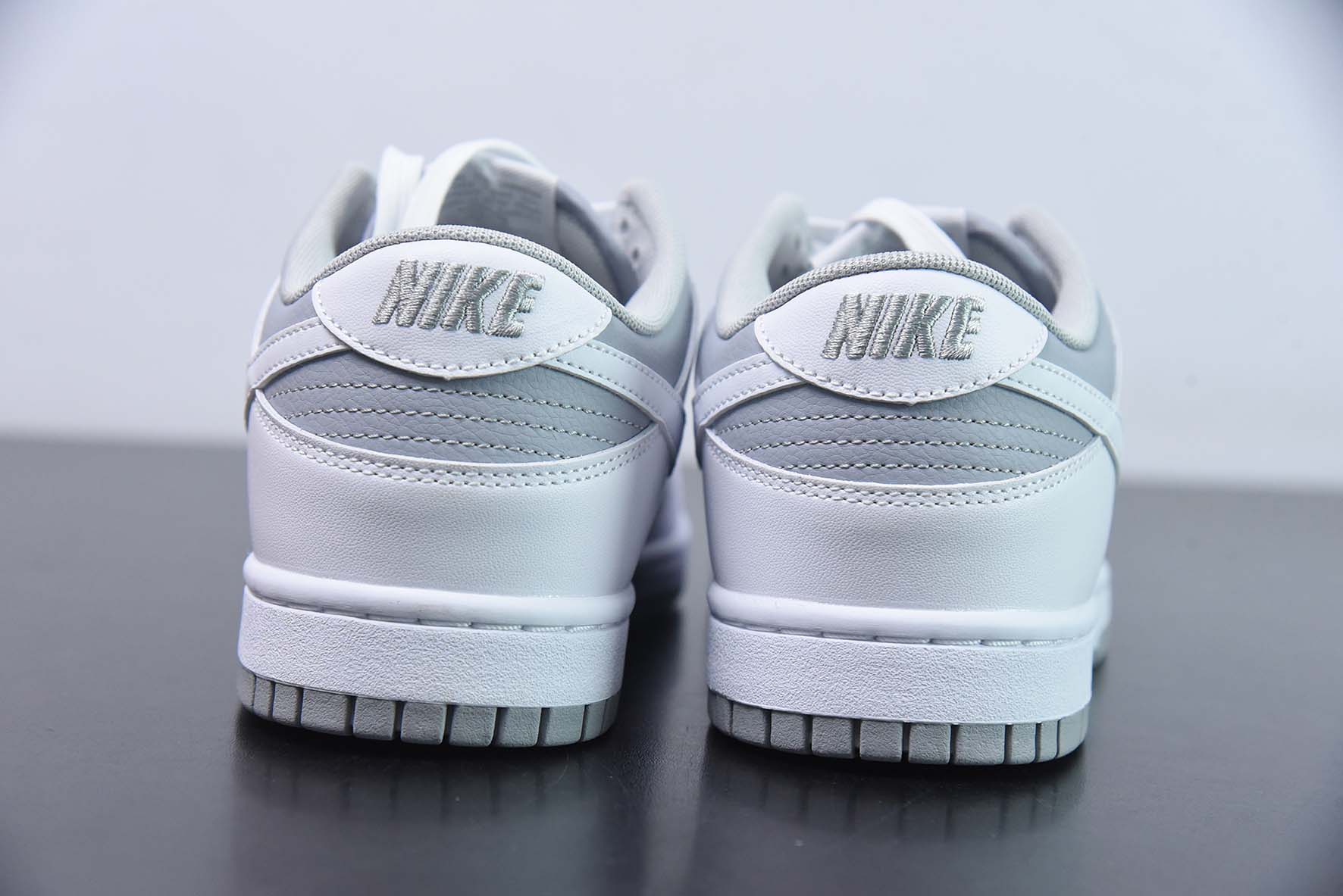 Nike Dunk Low 低帮休闲板鞋 白灰 货号：DJ6188-003