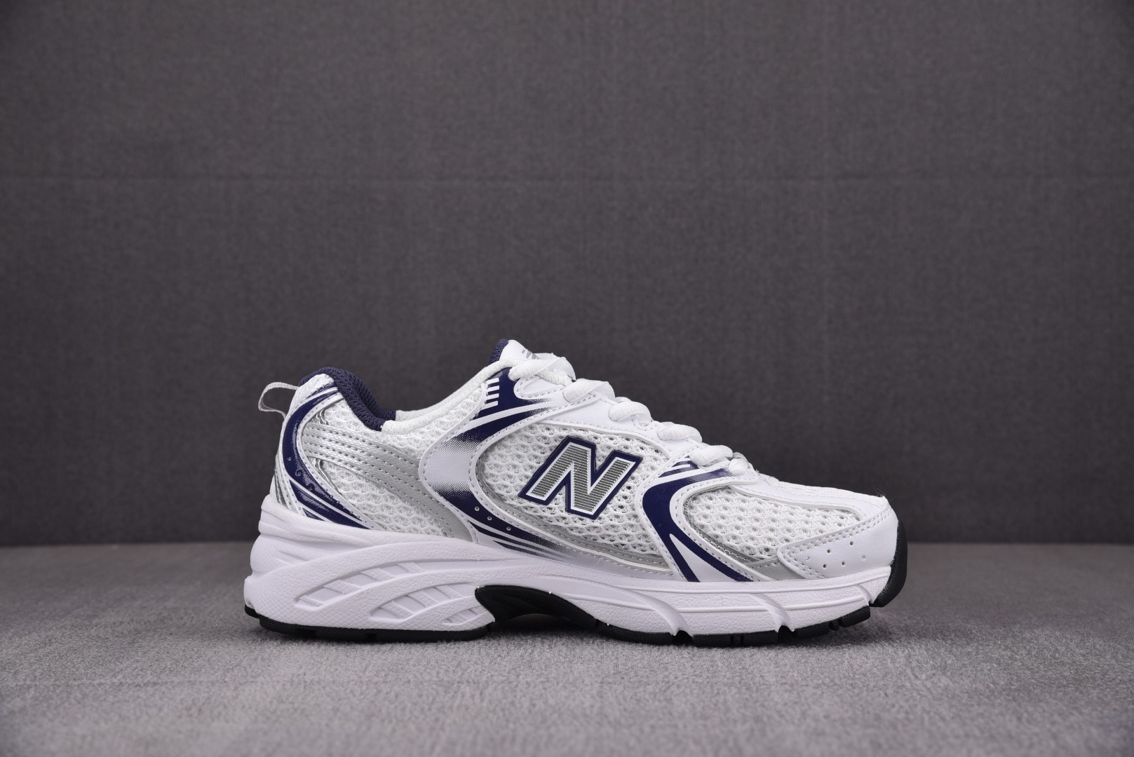 NB530尺码36-44.5总裁R版出品-NewBalanceNB530白灰MR530BAYZ010鞋码