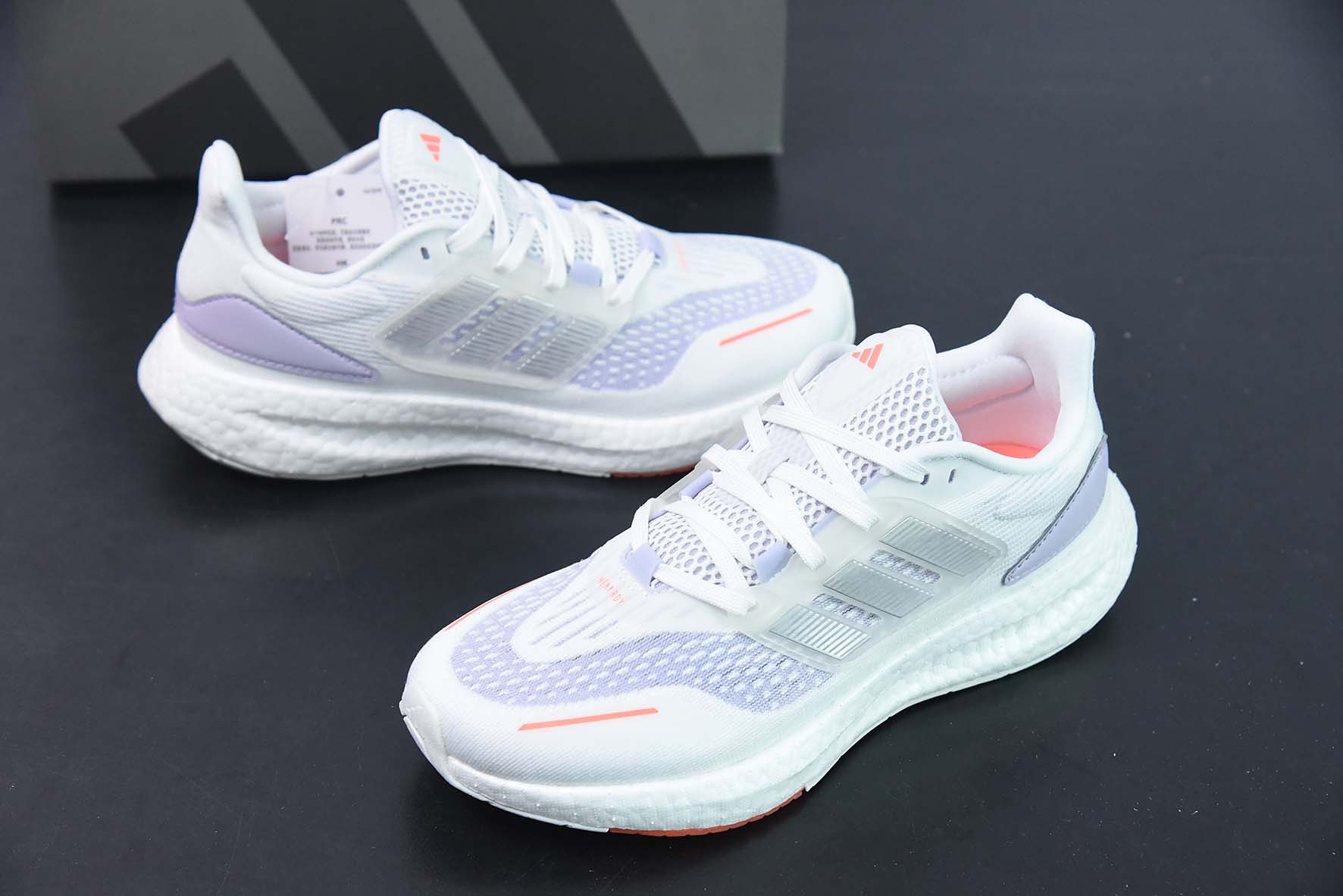 阿迪达斯 ADIDAS 超弹跑步系列 PUREBOOST 22 男女鞋新款稳定排汗减震回弹防滑耐磨跑步运动鞋跑步鞋 货号：HQ1420