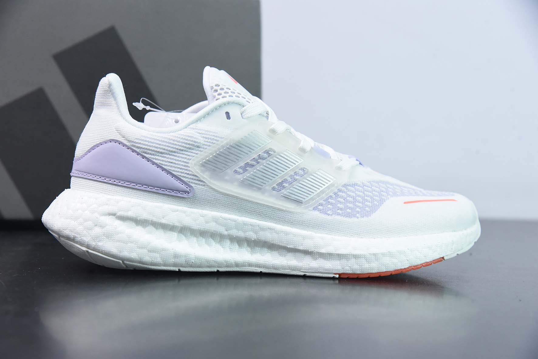 阿迪达斯 ADIDAS 超弹跑步系列 PUREBOOST 22 男女鞋新款稳定排汗减震回弹防滑耐磨跑步运动鞋跑步鞋 货号：HQ1420