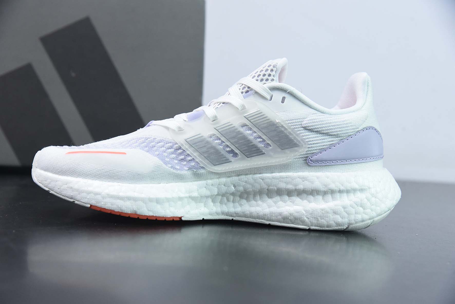 阿迪达斯 ADIDAS 超弹跑步系列 PUREBOOST 22 男女鞋新款稳定排汗减震回弹防滑耐磨跑步运动鞋跑步鞋 货号：HQ1420
