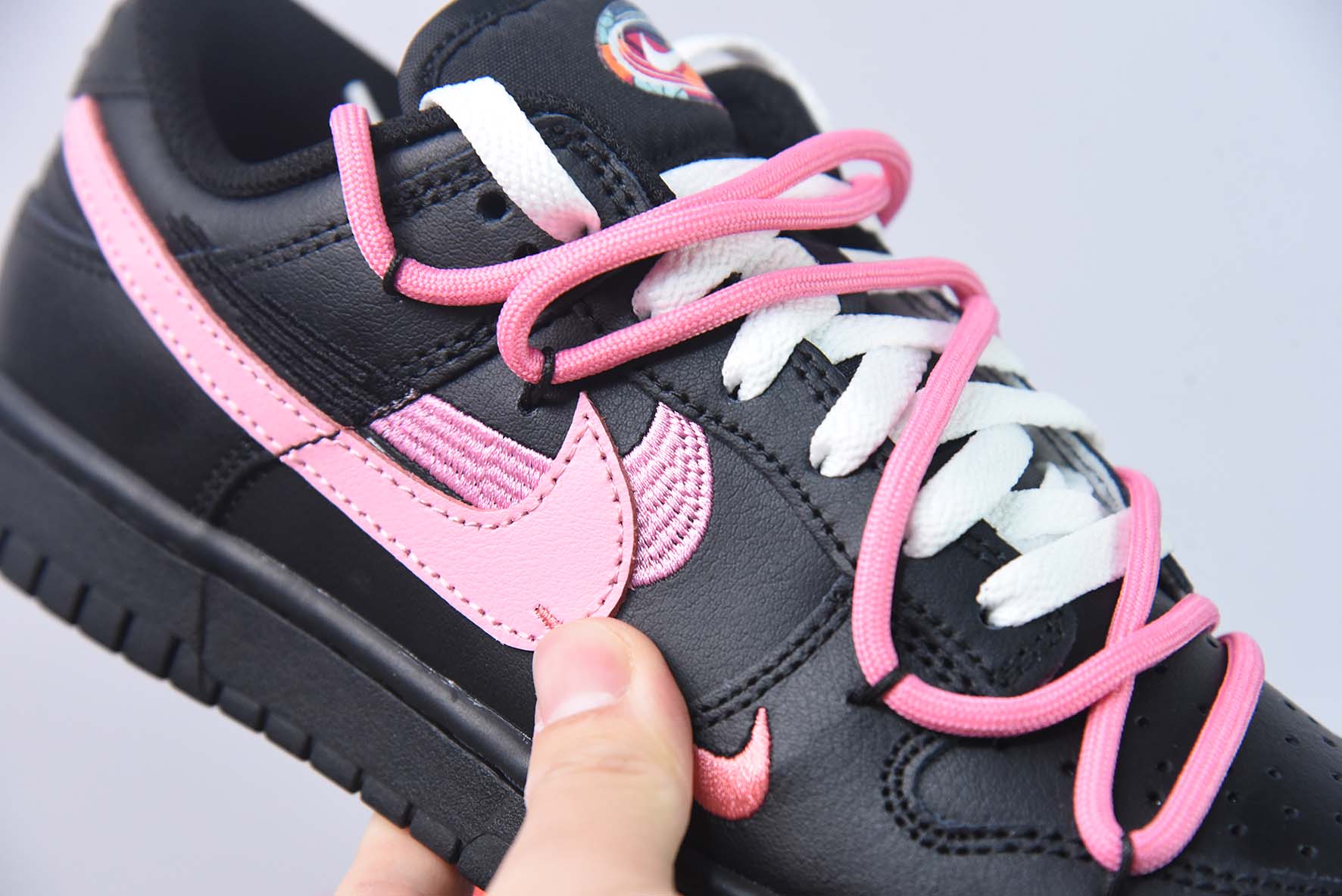 Nk Dunk Low "Multi Color" 活力三勾 定制版解构绑带休闲板鞋 货号：FD4623-145