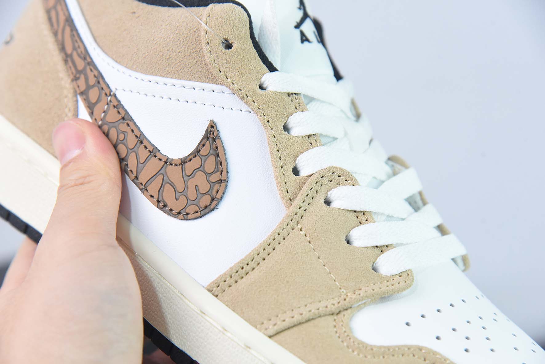 Air Jordan 1 Low 乔1低帮运动篮球鞋 货号：DZ4130-201