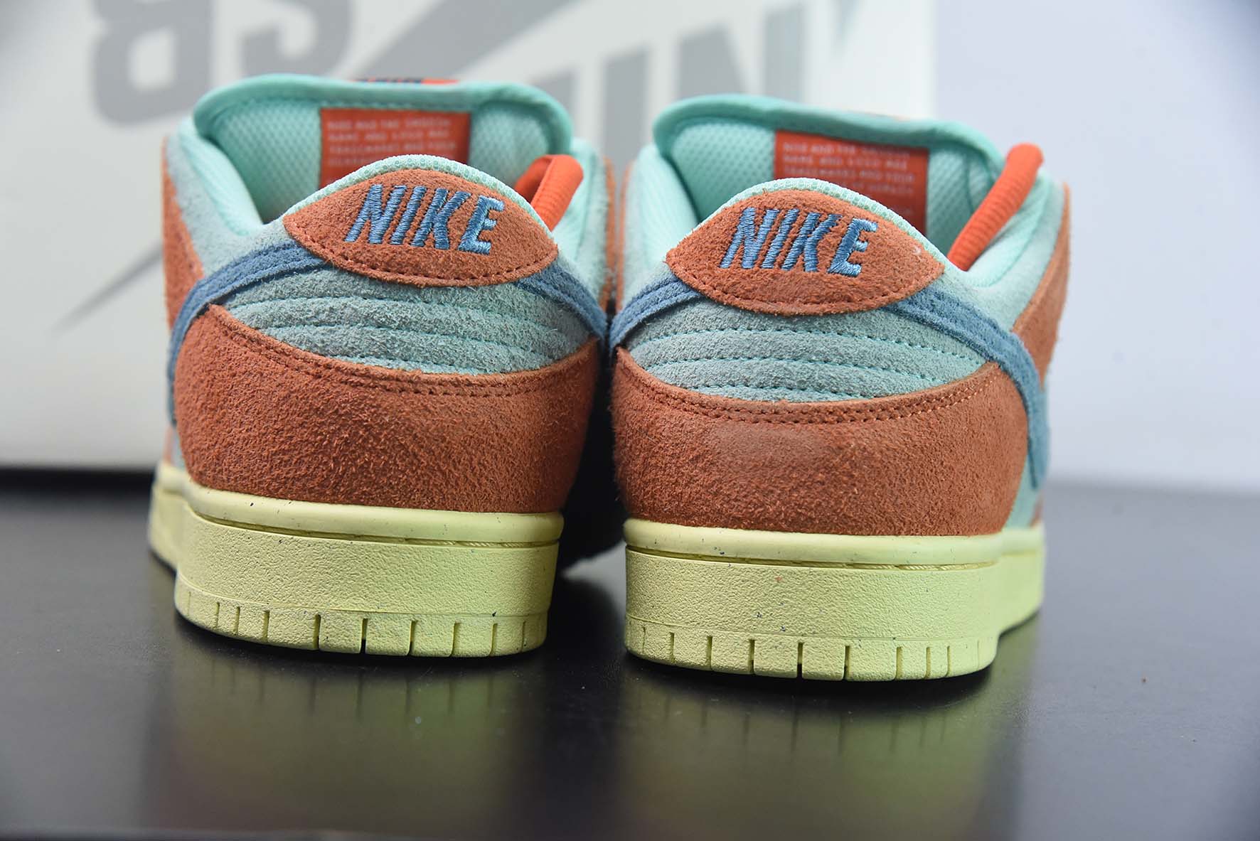 Nike SB Dunk Low Pro"Orange Aqua"扣篮系列低帮休闲运动滑板板鞋“翻毛湖水蓝亮橙”货号:DV5429-800