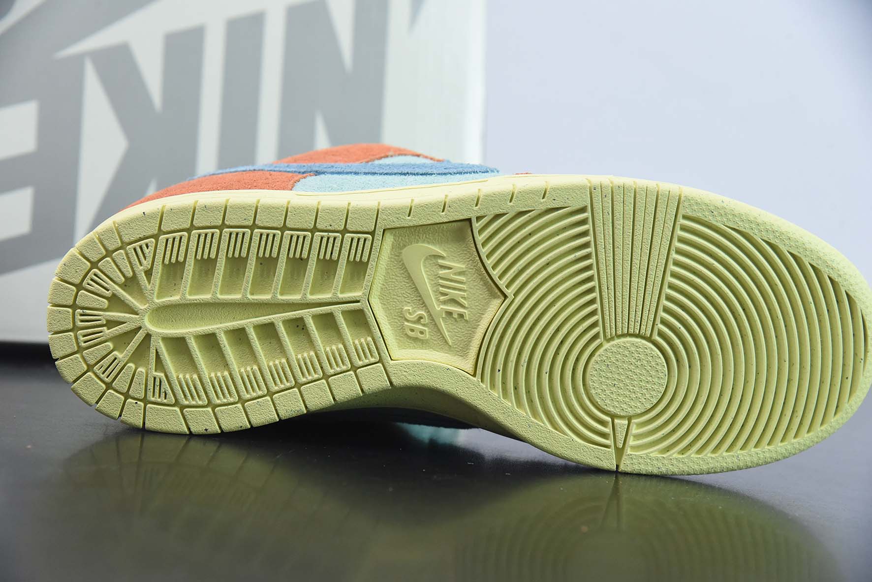 Nike SB Dunk Low Pro"Orange Aqua"扣篮系列低帮休闲运动滑板板鞋“翻毛湖水蓝亮橙”货号:DV5429-800