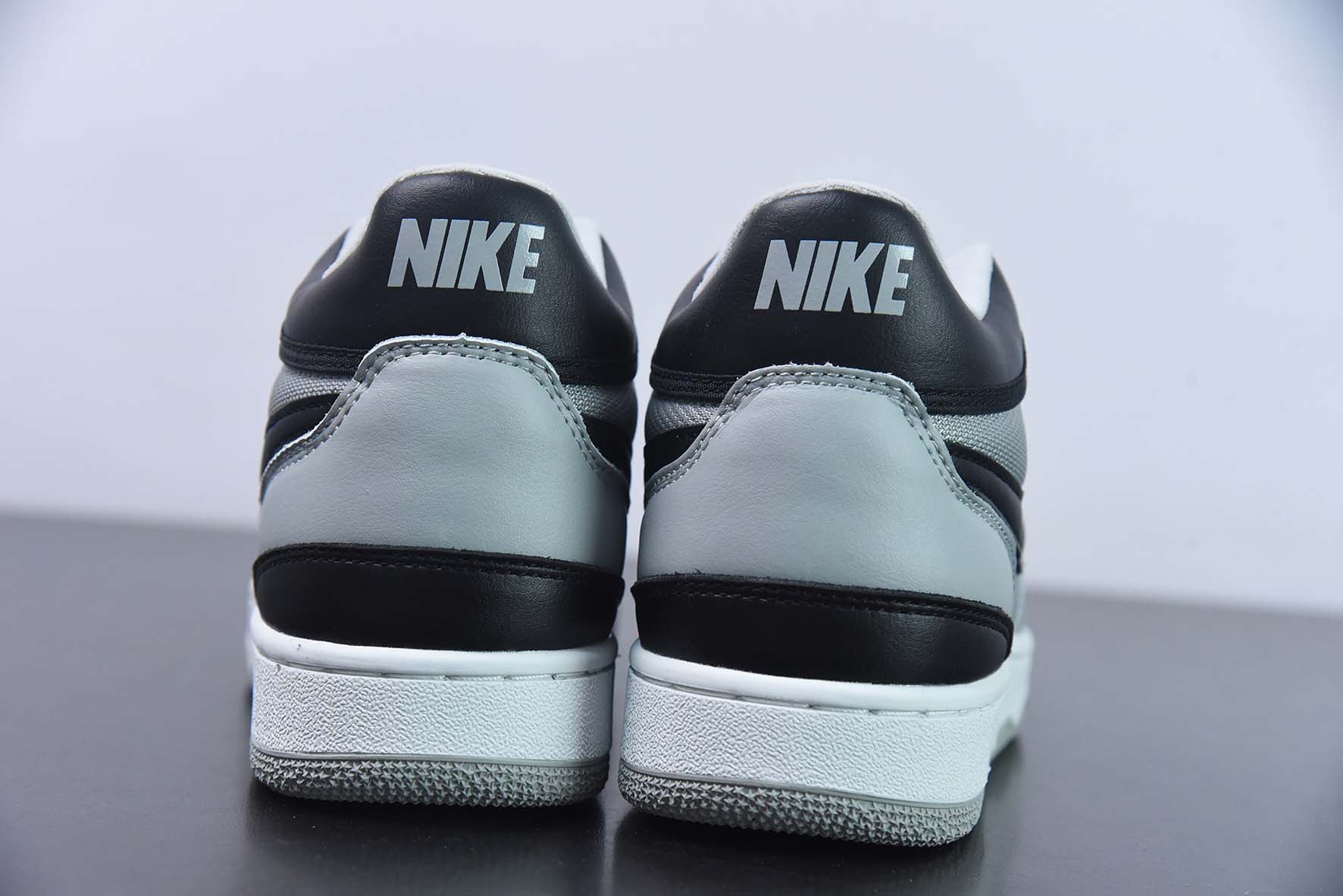 Nike Mac Attack QS"Light Smoke Grey/Black/White"系列中帮复古百搭休闲运动网球板鞋“OG烟灰黑白”FB8938-001