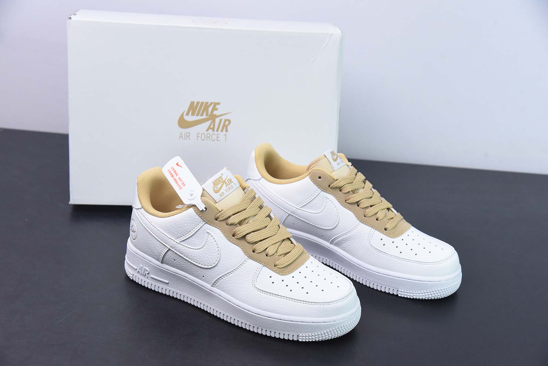 Nike Air Force 1 Low 藤原浩联名空军一号低帮运动鞋 货号：TT0801 603