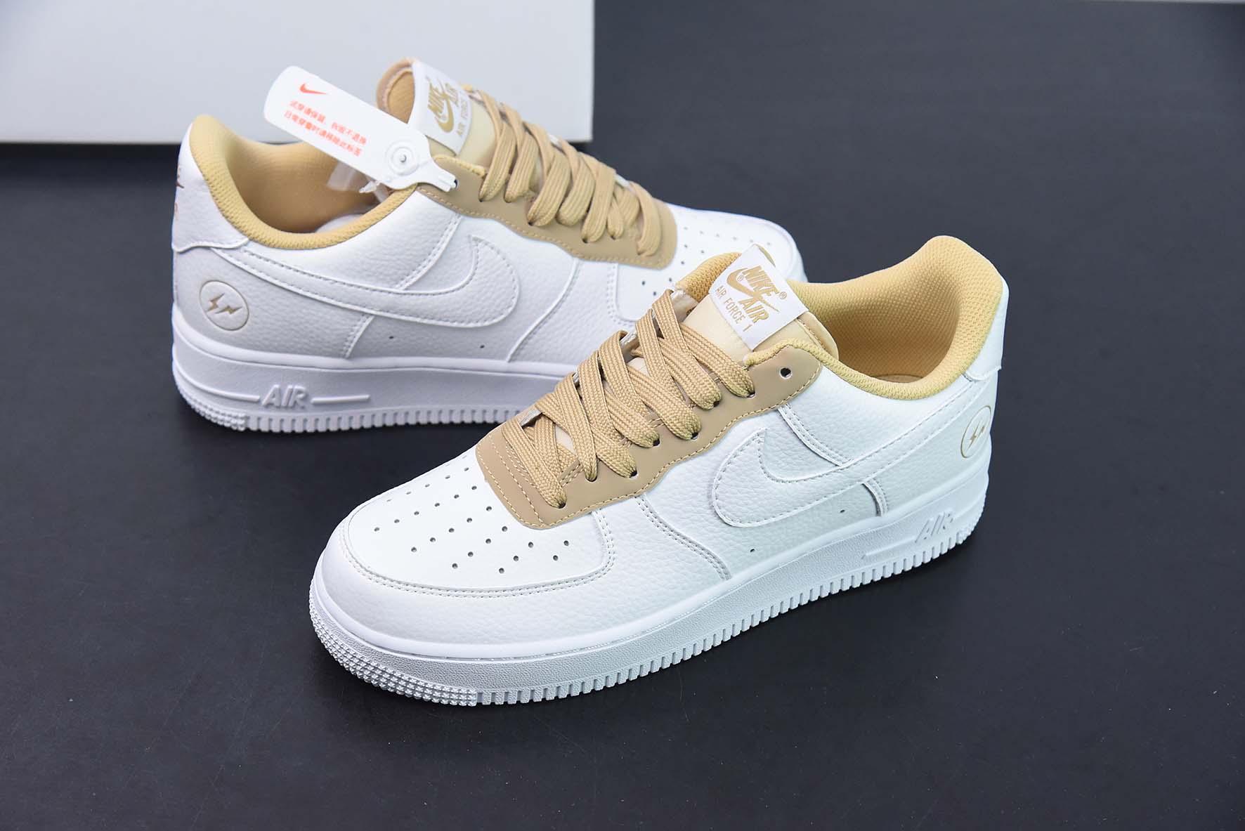 Nike Air Force 1 Low 藤原浩联名空军一号低帮运动鞋 货号：TT0801 603