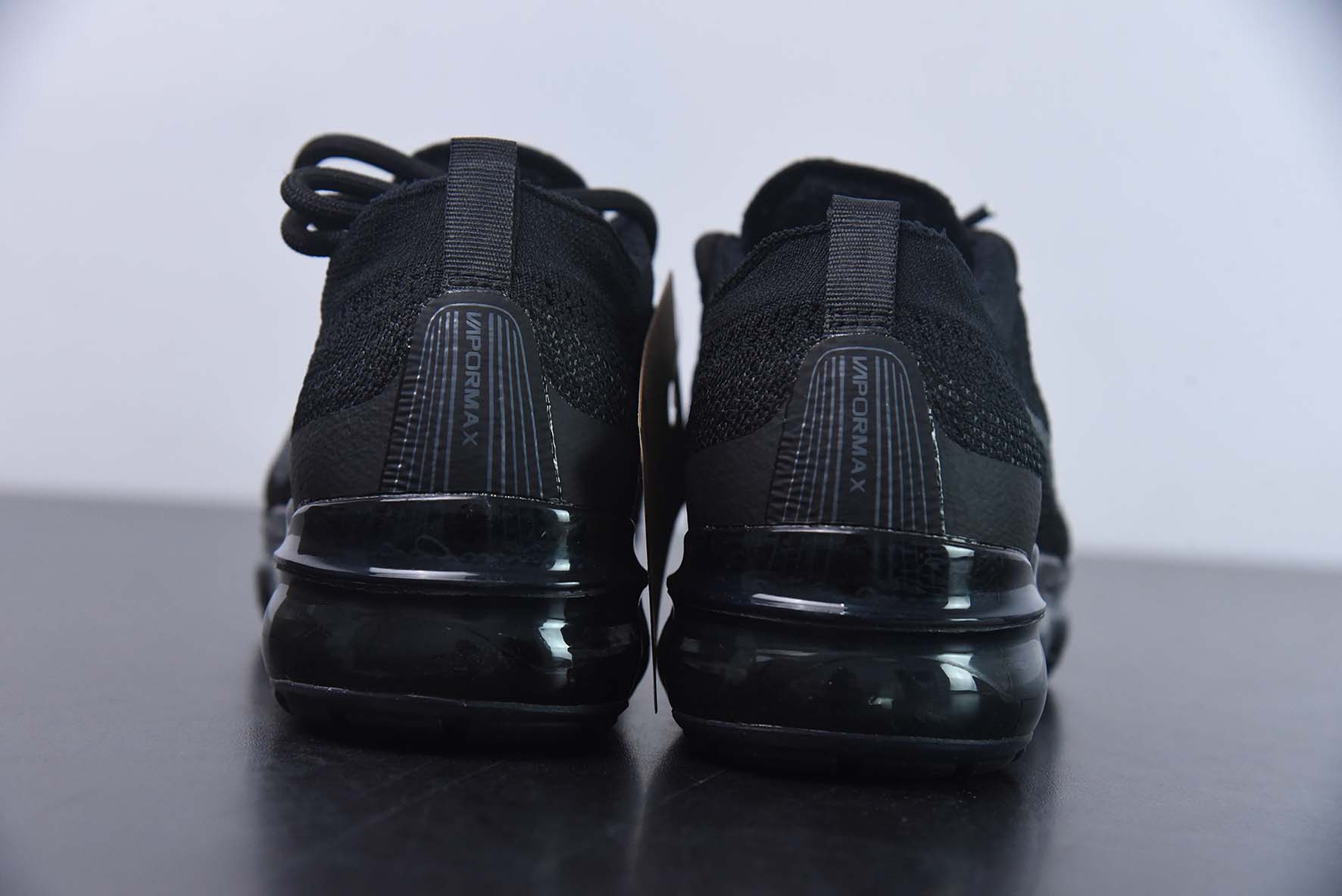 Nike Air Vapormax FK 2023 耐克气垫跑步鞋货号: dv6840-001