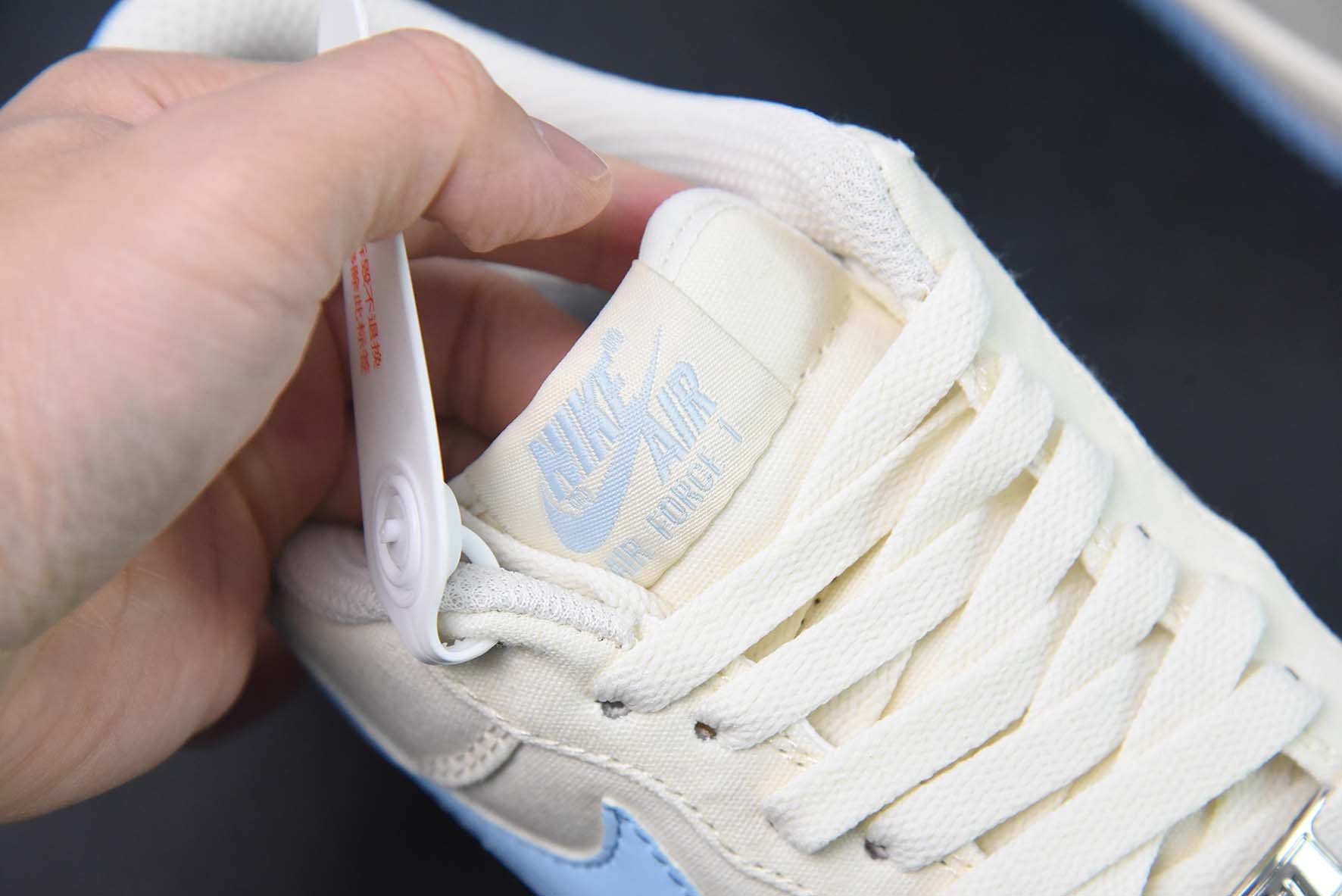 Nk Air Force 1'07 Low 天蓝小勾 布面空军一号低帮休闲板鞋 货号:ME0112-533