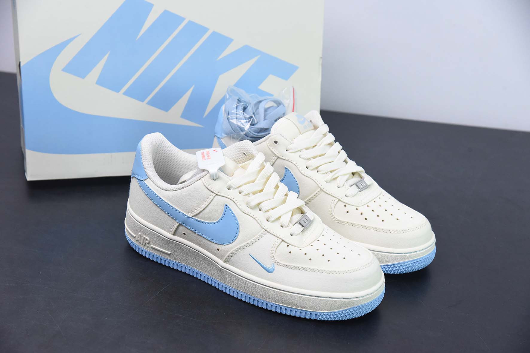 Nk Air Force 1'07 Low 天蓝小勾 布面空军一号低帮休闲板鞋 货号:ME0112-533