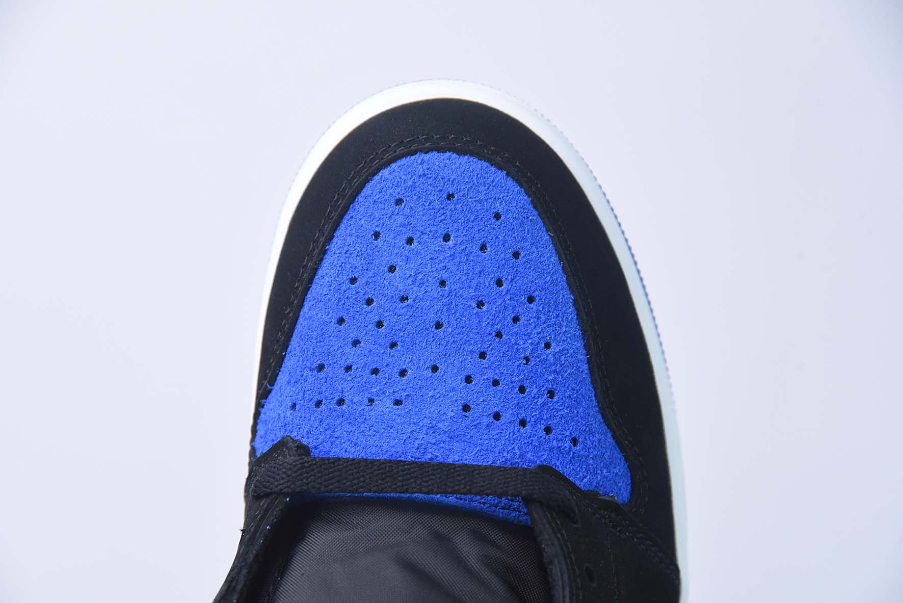 Air Jordan 1 High OG “Royal Reimagined”高帮鞋  货号：DZ5485-042 aj1皇家蓝