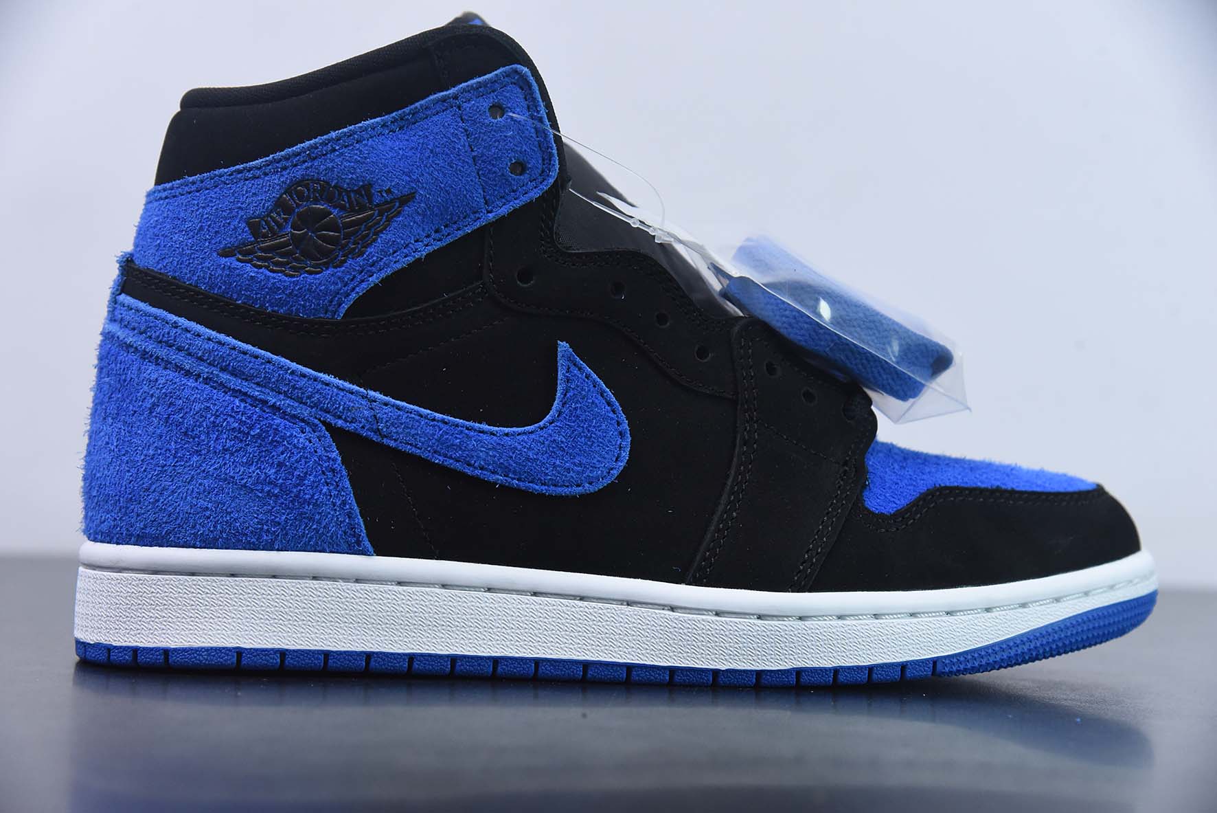 Air Jordan 1 High OG “Royal Reimagined”高帮鞋  货号：DZ5485-042 aj1皇家蓝
