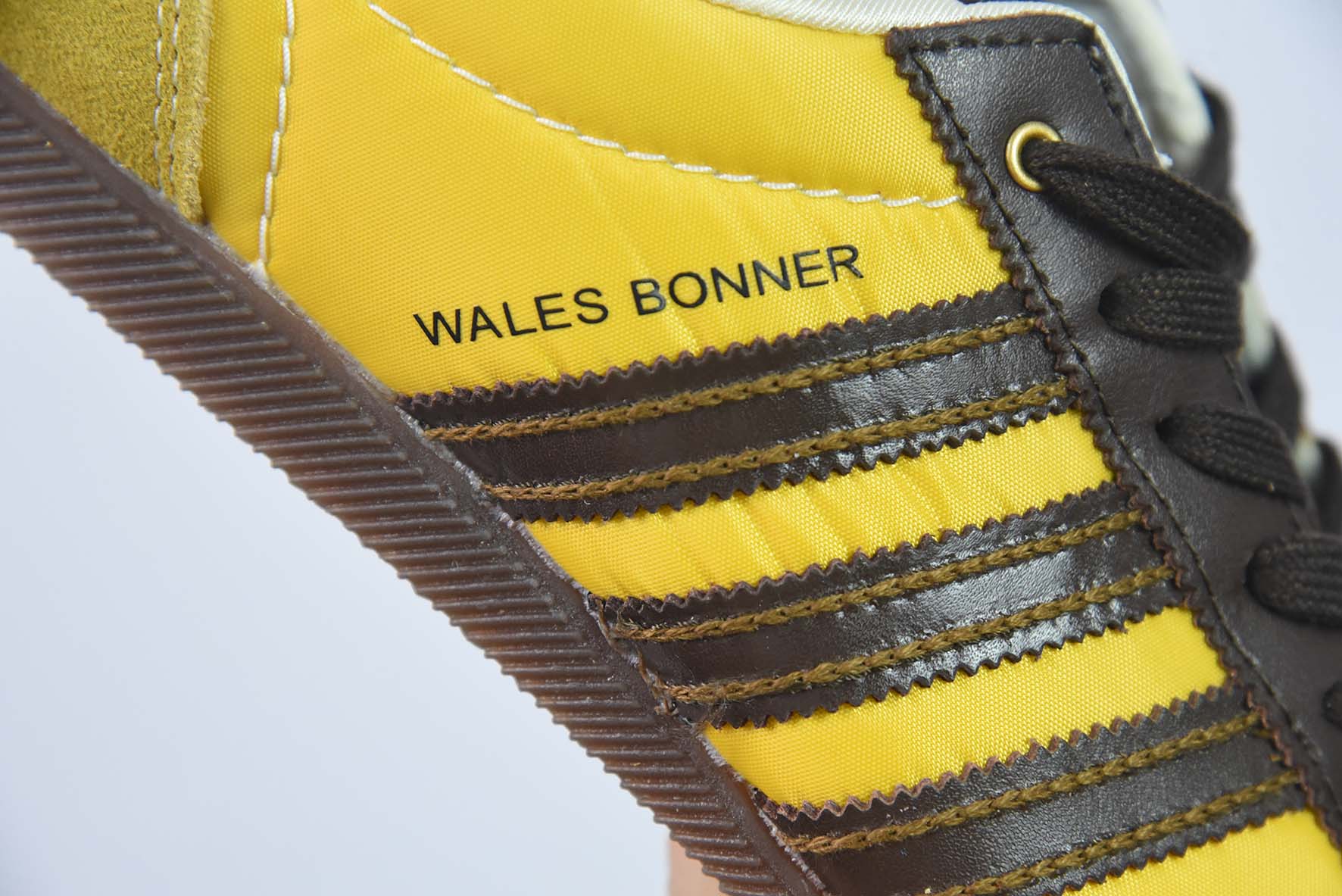Adidas WB Japan Low 阿迪 三叶草WB日产系列经典复古低帮休闲运动慢跑鞋货号:GY5752